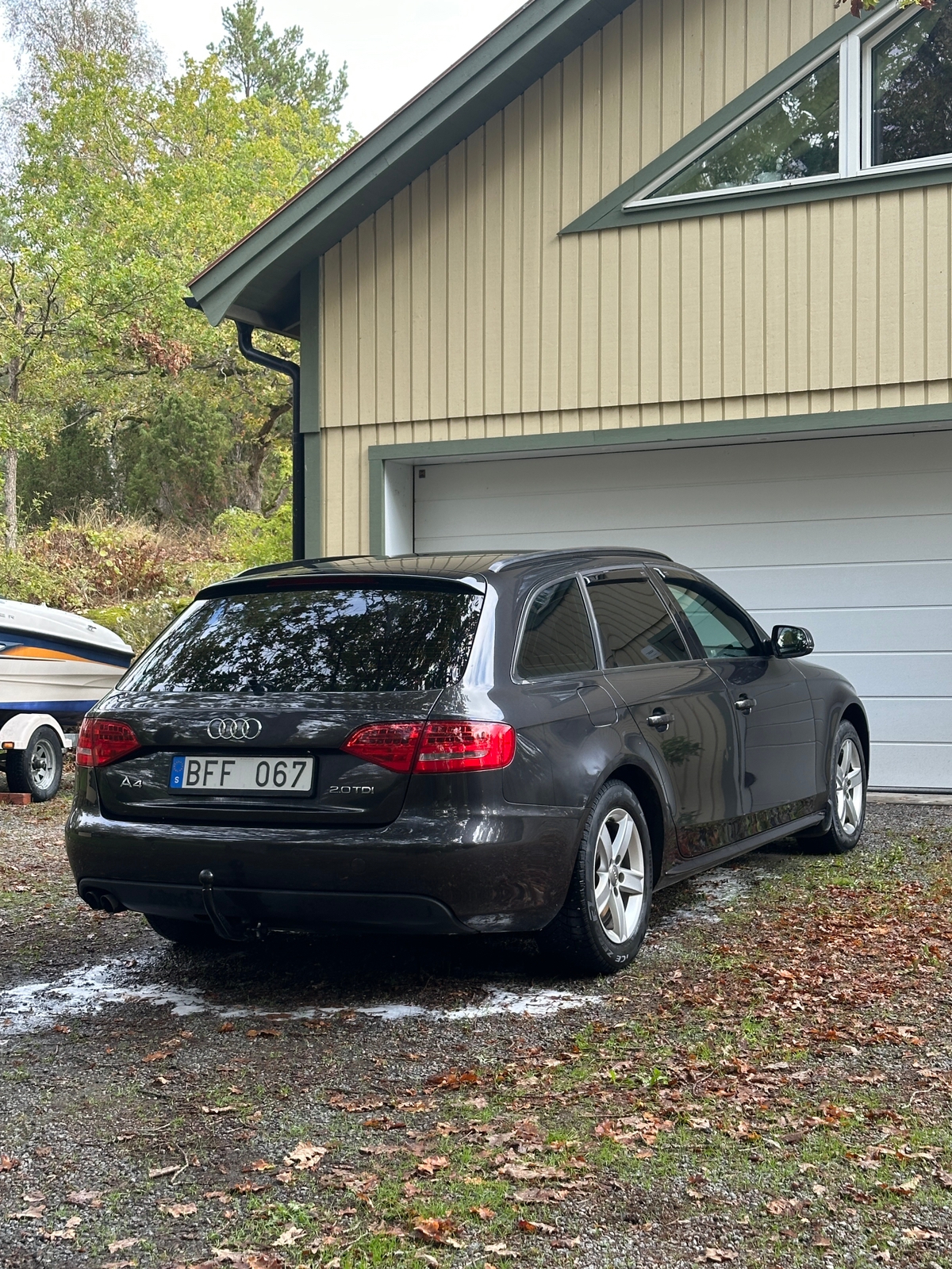 Audi A4 Avant 2.0 TDI DPF Multitronic 2010, kuva 4/10