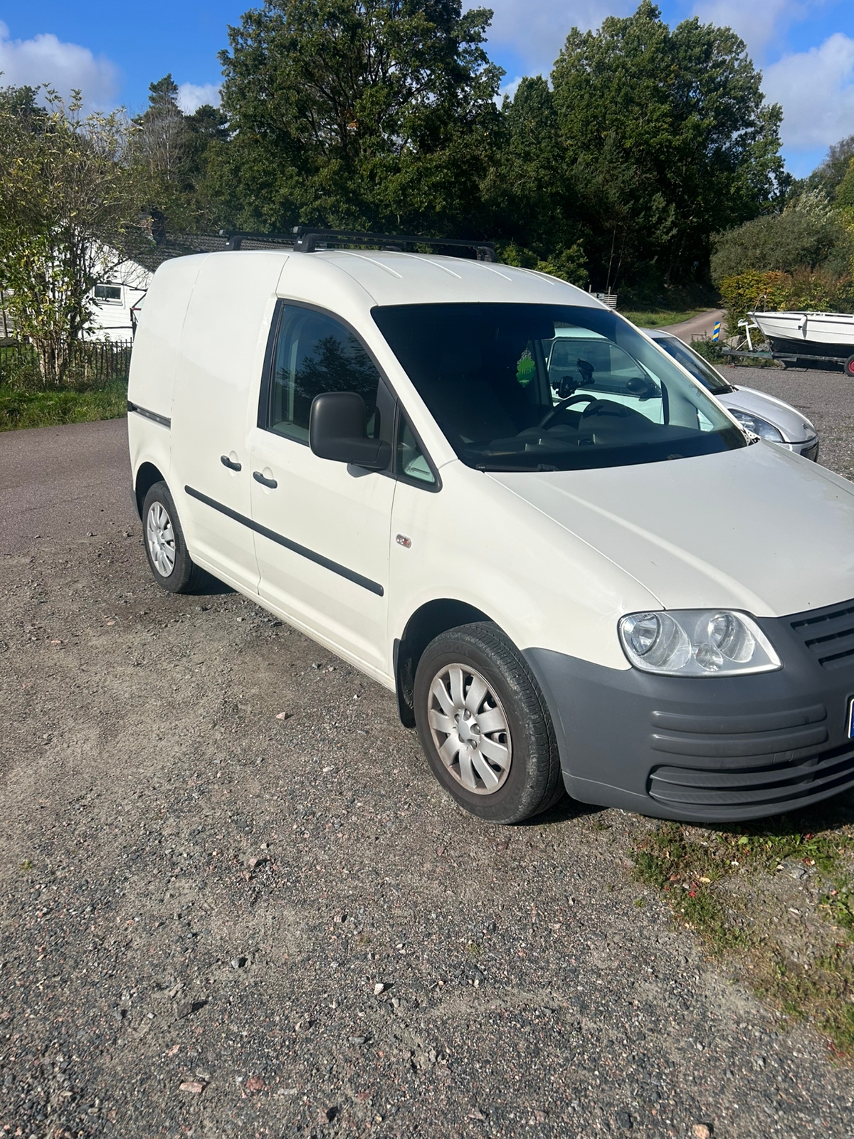 Volkswagen Caddy 2009, kuva 2/7