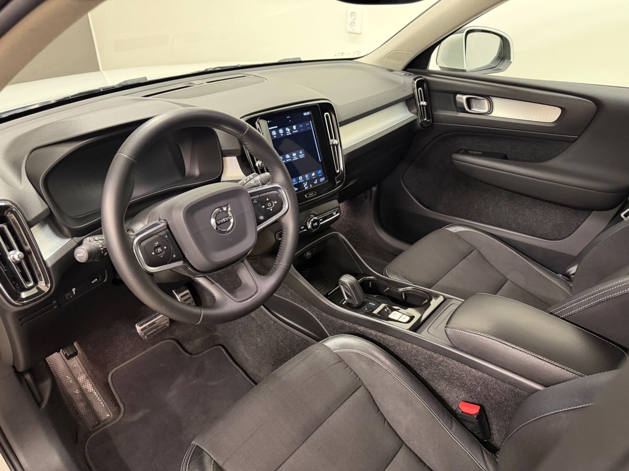Volvo XC40 D3 Geartronic Momentum 2019, bild 6/10