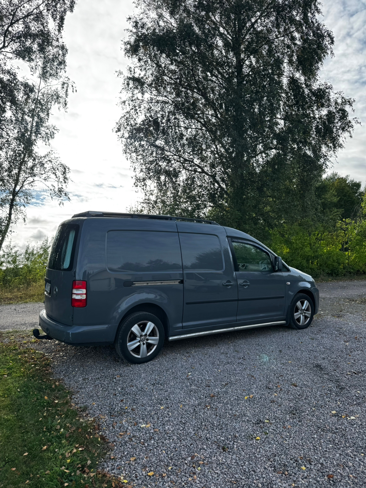 Volkswagen Caddy Maxi 2011, bild 2/6