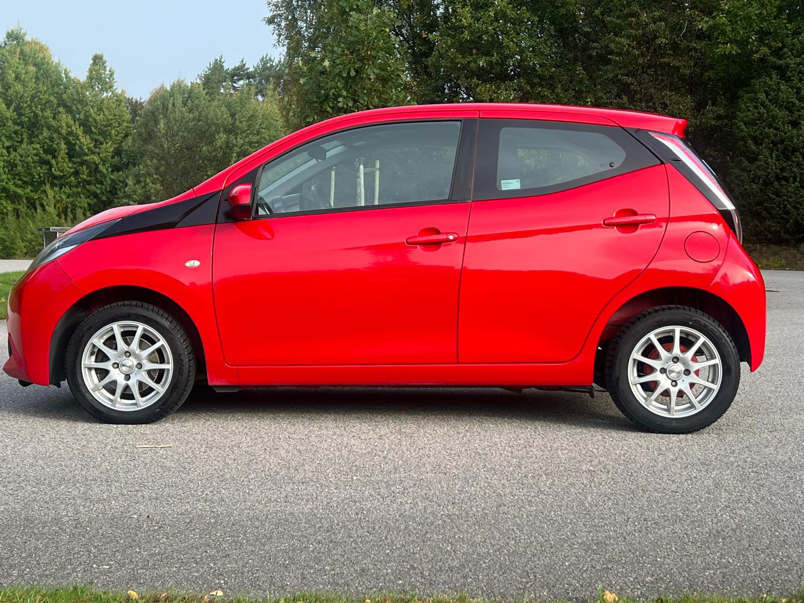 Toyota Aygo 5-dörrar 1.0 VVT-i Manuell 2016, bild 2/10
