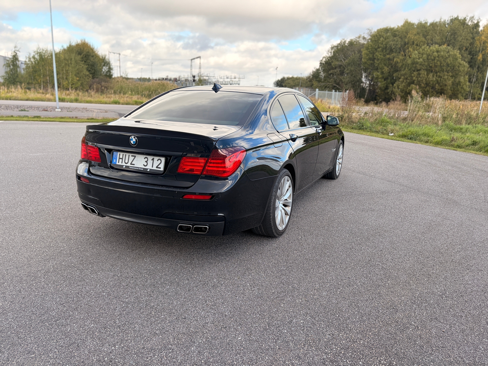 BMW 750 i Steptronic 2009, photo 4/9