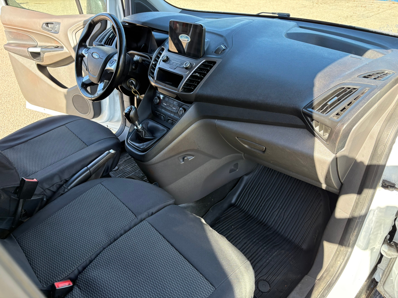 Ford Transit Connect 2020, bild 4/5
