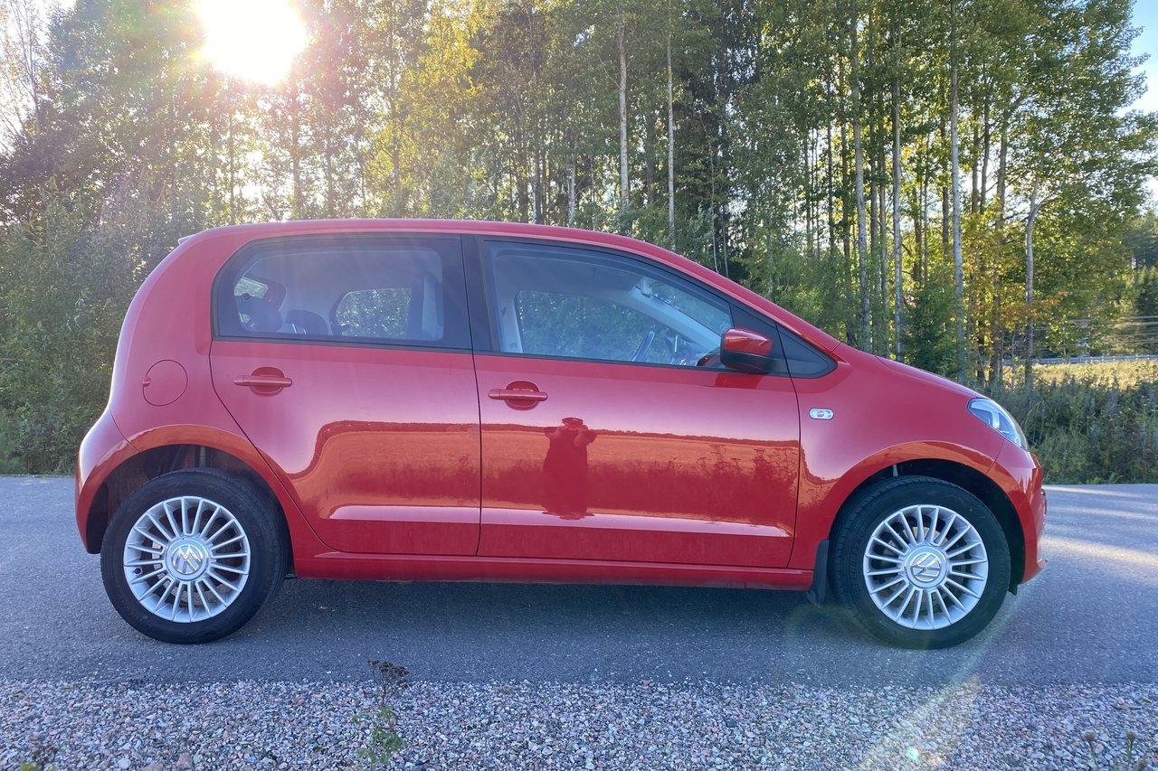 Volkswagen UP! 5-dörrar 1.0 MPI high up 2015, bild 6/10