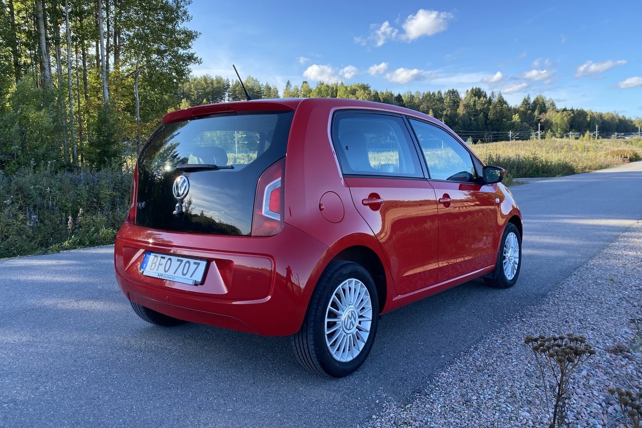 Volkswagen UP! 5-dörrar 1.0 MPI high up 2015, bild 5/10