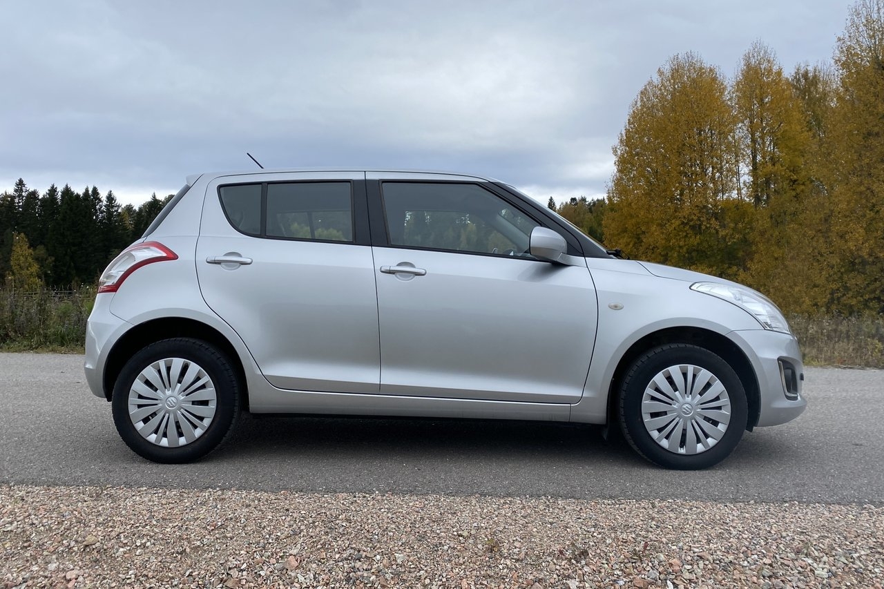 Suzuki Swift 2016, bild 7/10