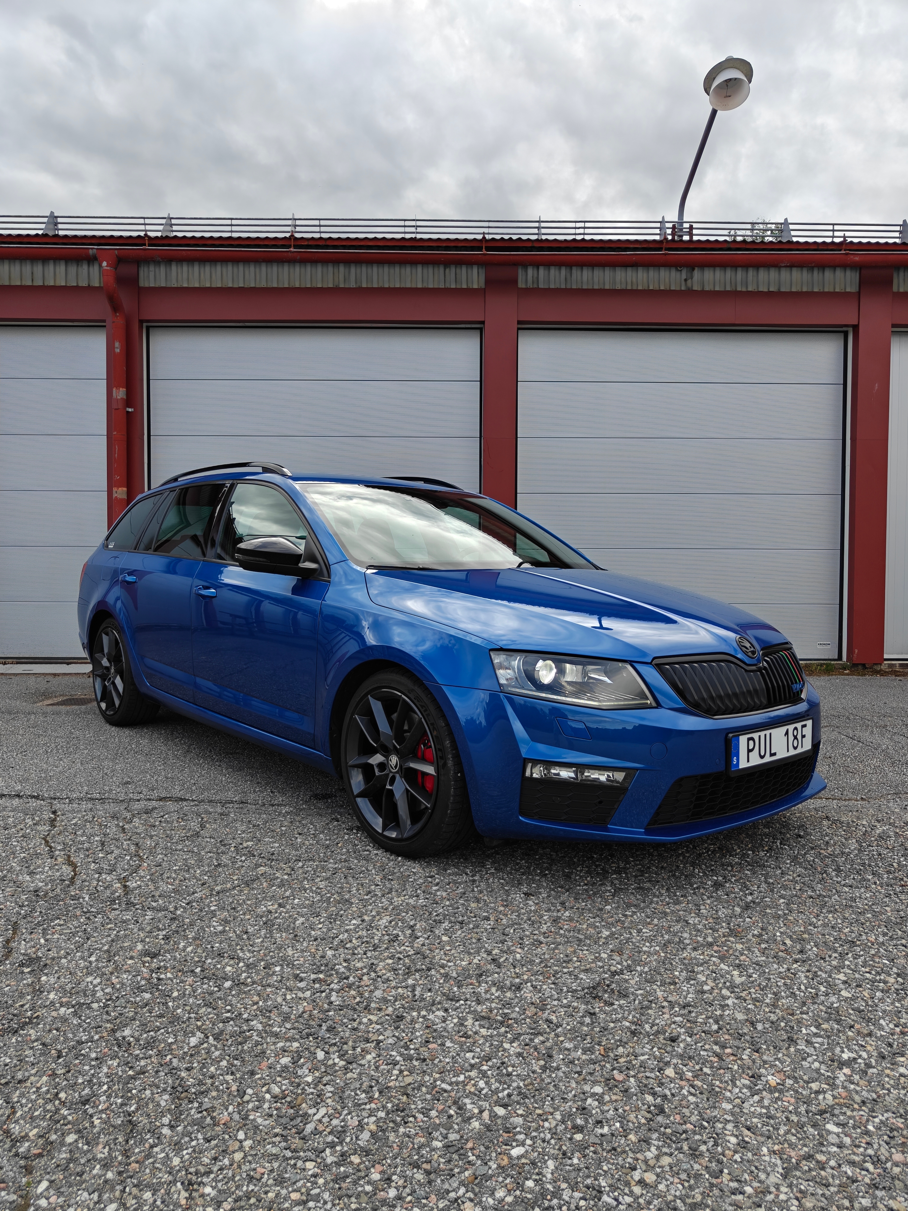 Skoda Octavia 2017, bild 2/10
