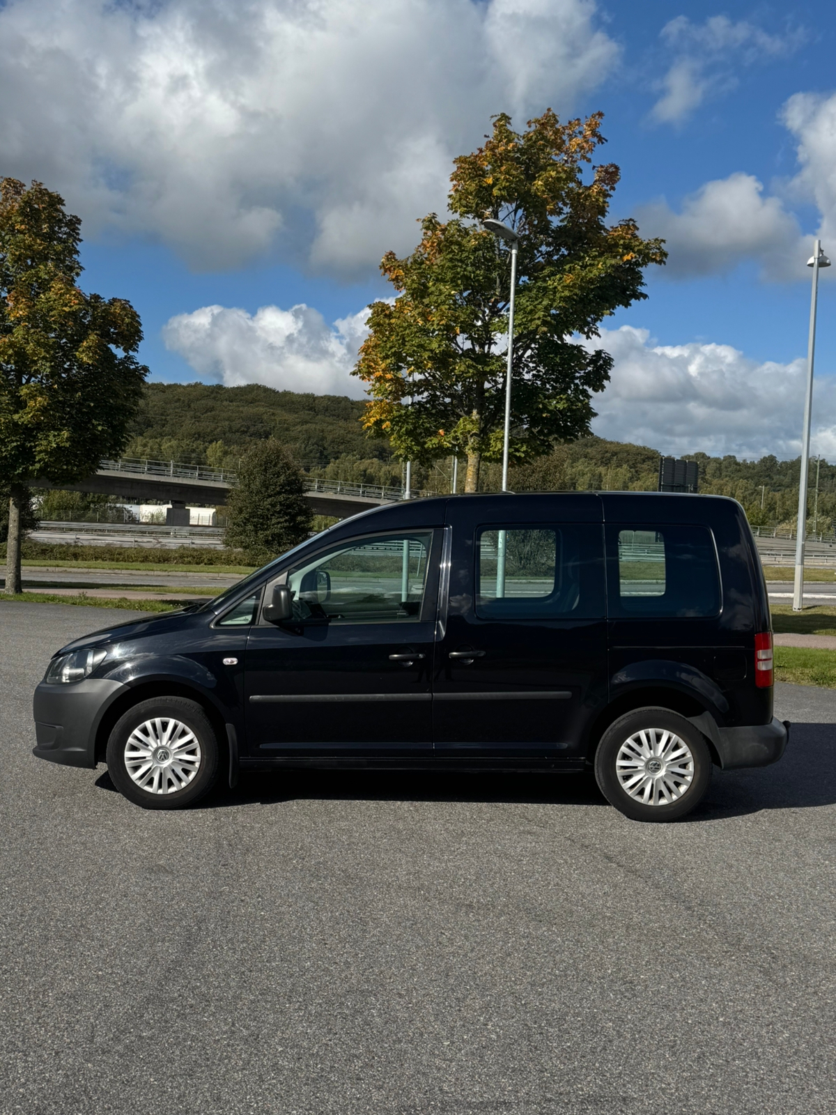 Volkswagen Caddy 1.6 TDI Manuell 2014, bild 5/10