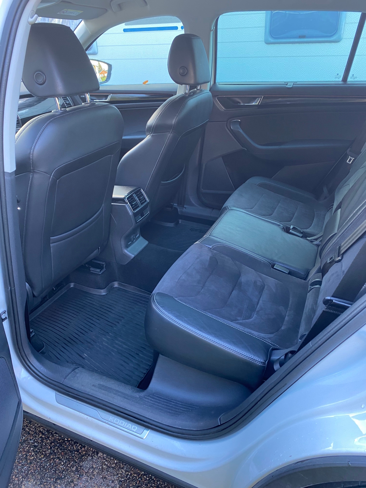 Skoda Kodiaq 2018, bild 7/8