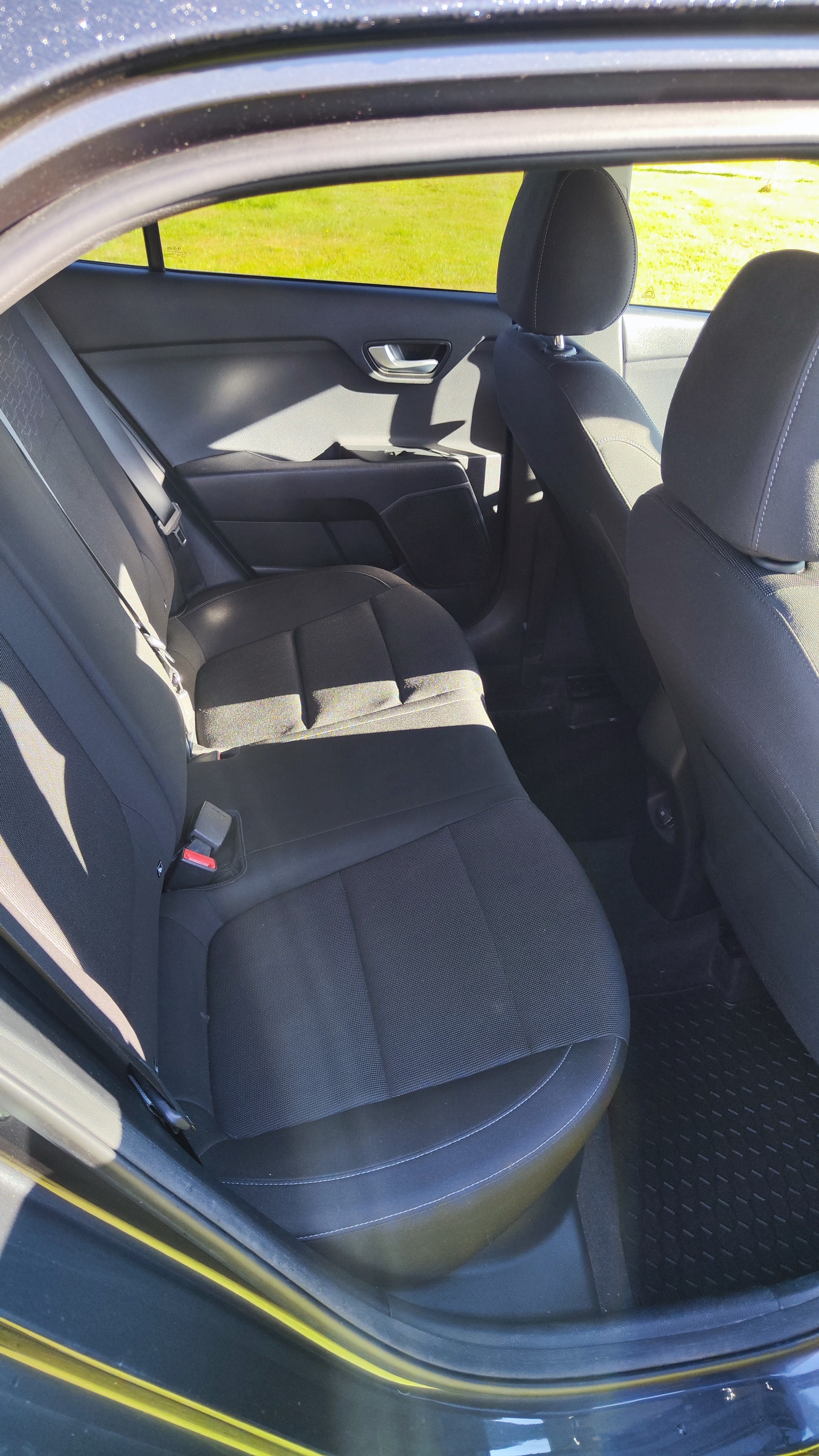 Kia Rio 1.2 CVVT Advance Manuell 2018, bild 6/6