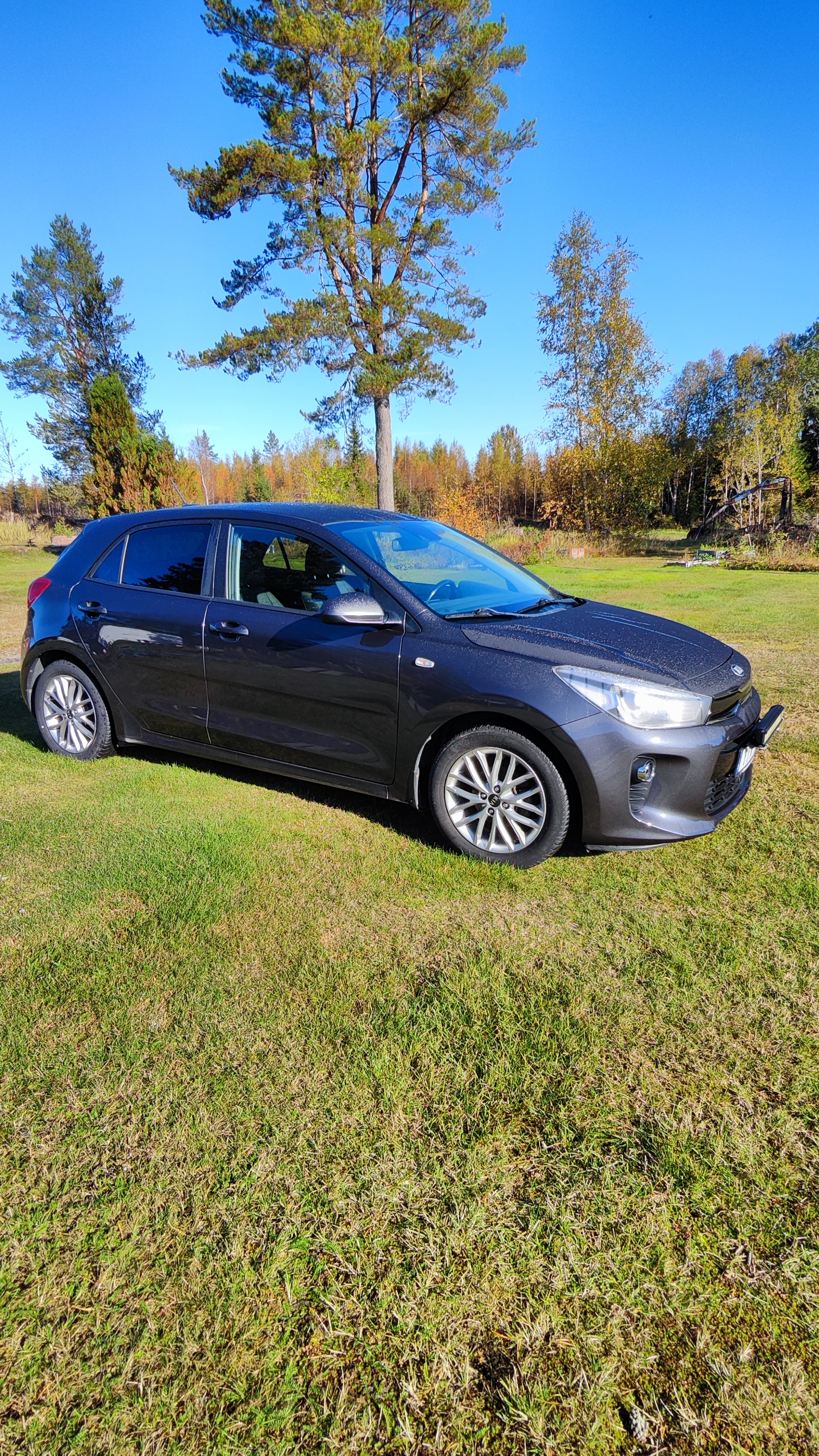 Kia Rio 1.2 CVVT Advance Manuell 2018, bild 2/6