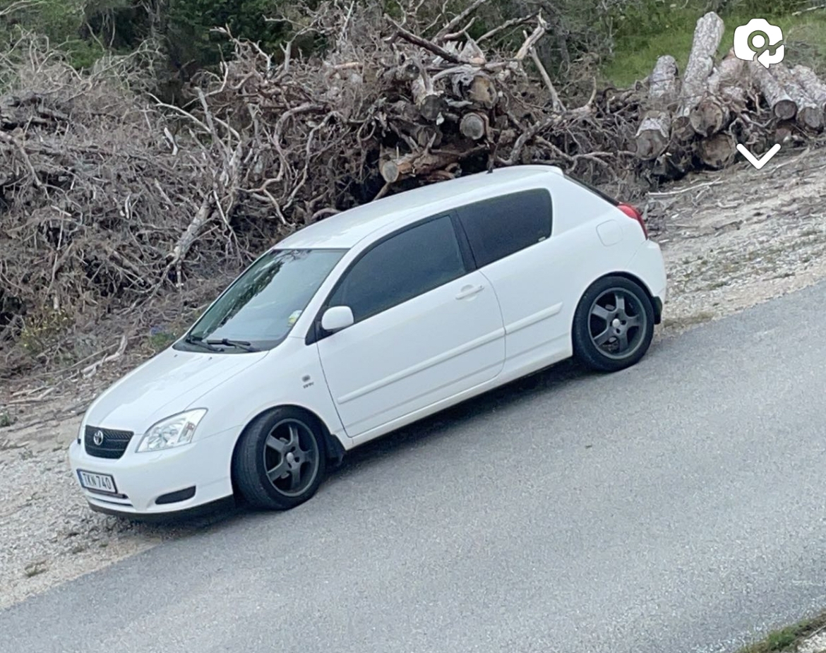 Toyota Corolla 2003, bild 3/4