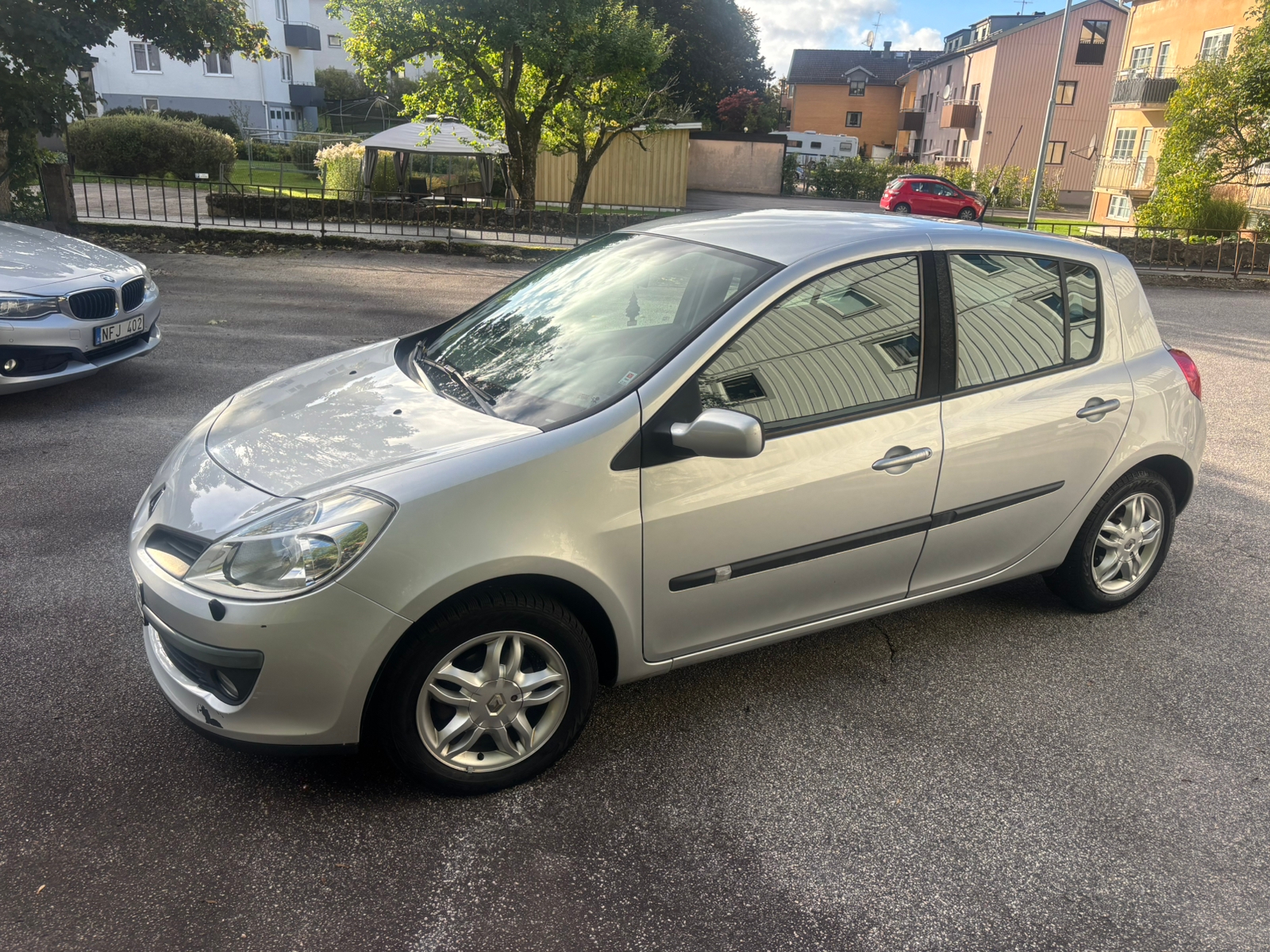 Renault Clio 2009, bild 2/7