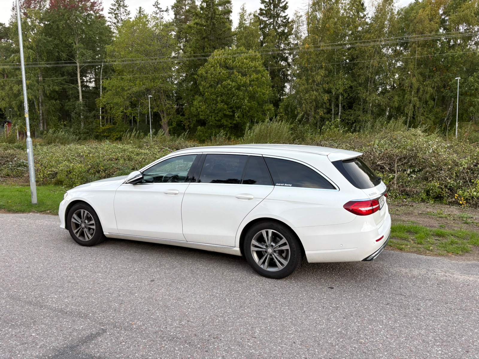 Mercedes-Benz E 220 T d 9G-Tronic 2017, bild 3/9