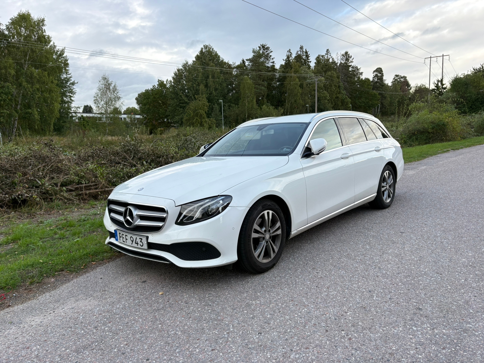 Mercedes-Benz E 220 T d 9G-Tronic 2017, bild 2/9