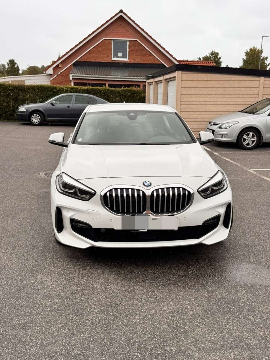 BMW 118 d Steptronic 2021, kuva 2/10