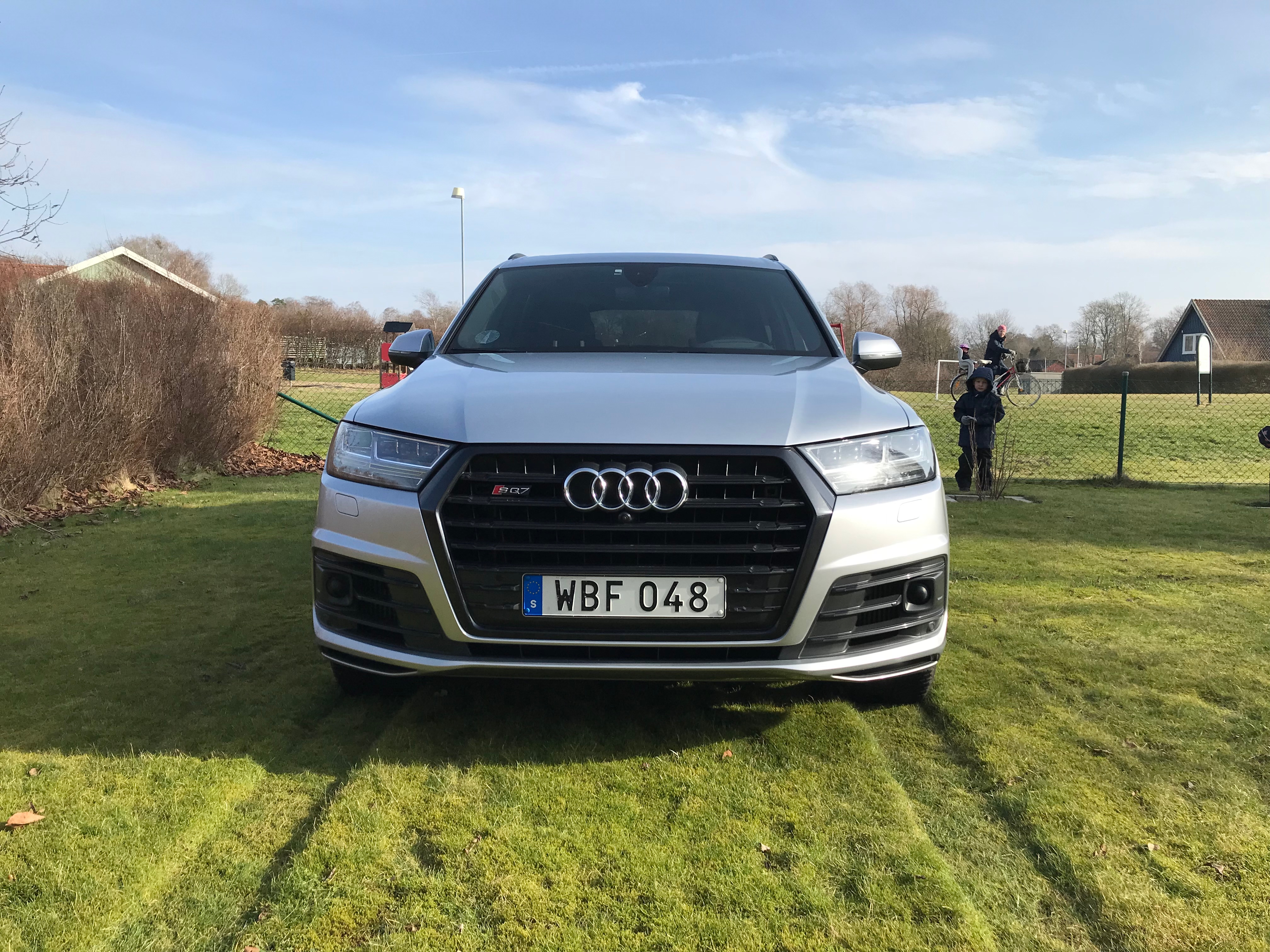 Audi SQ7 2018, kuva 5/6