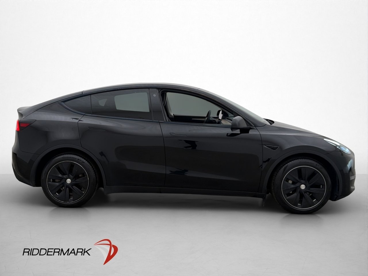 Tesla Model Y 2023, kuva 5/10