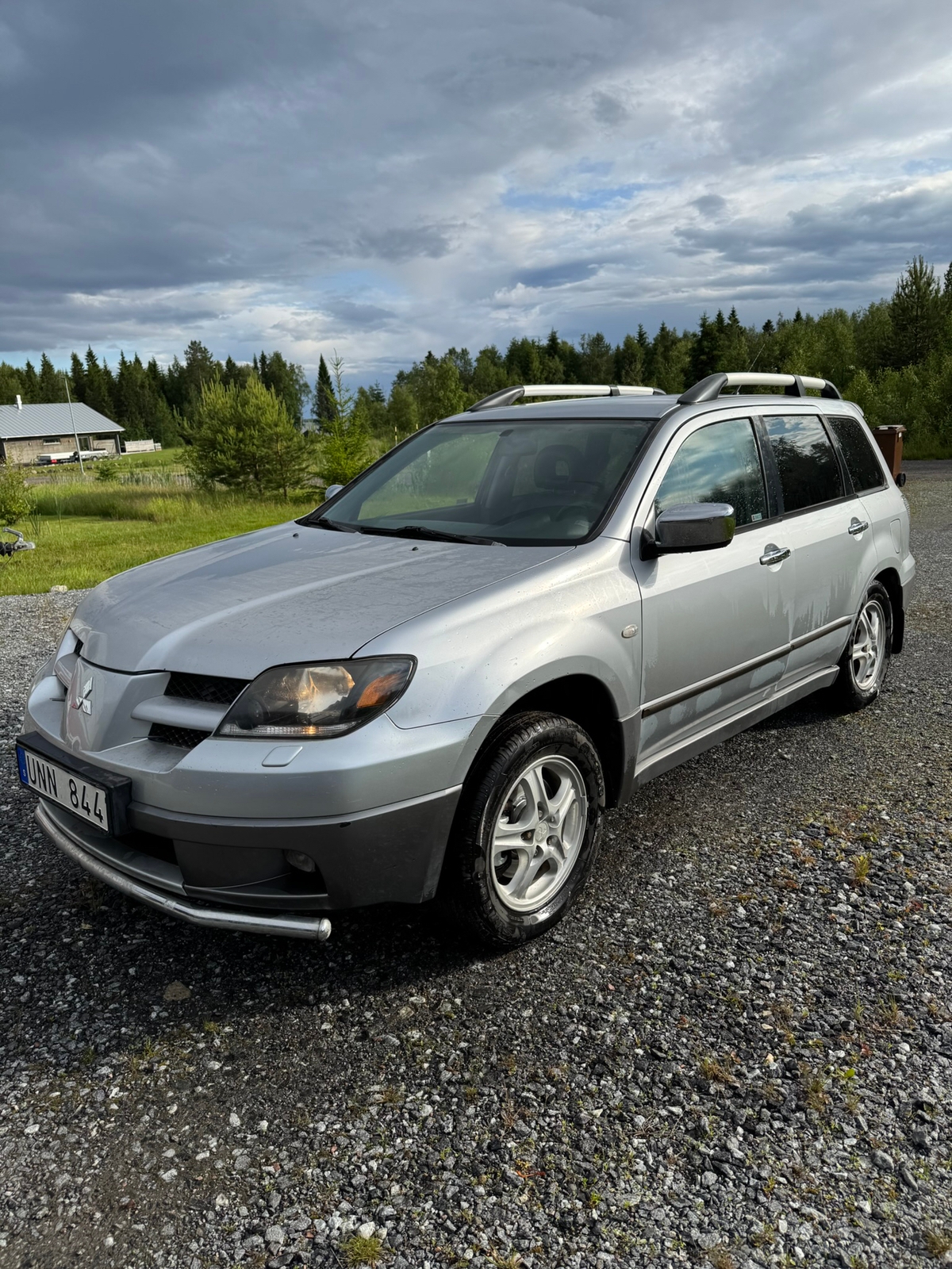 Mitsubishi Outlander 2004, kuva 2/6