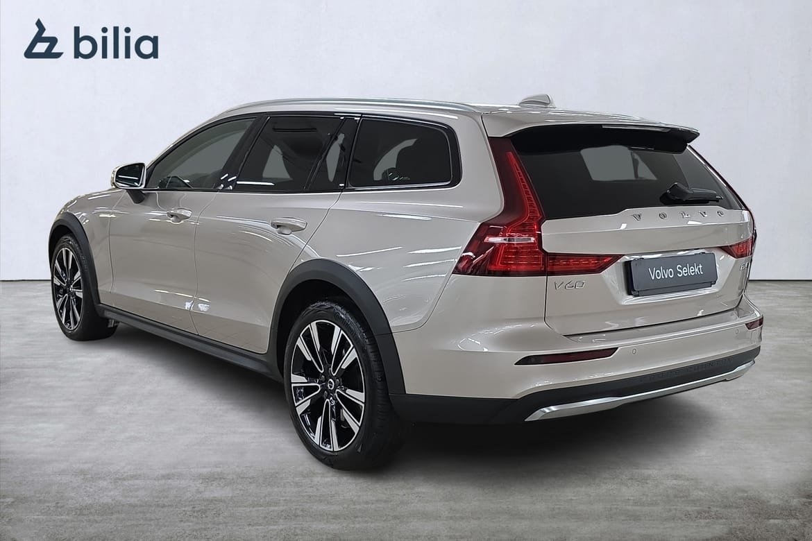 Volvo V60 Cross Country 2024, bild 2/10