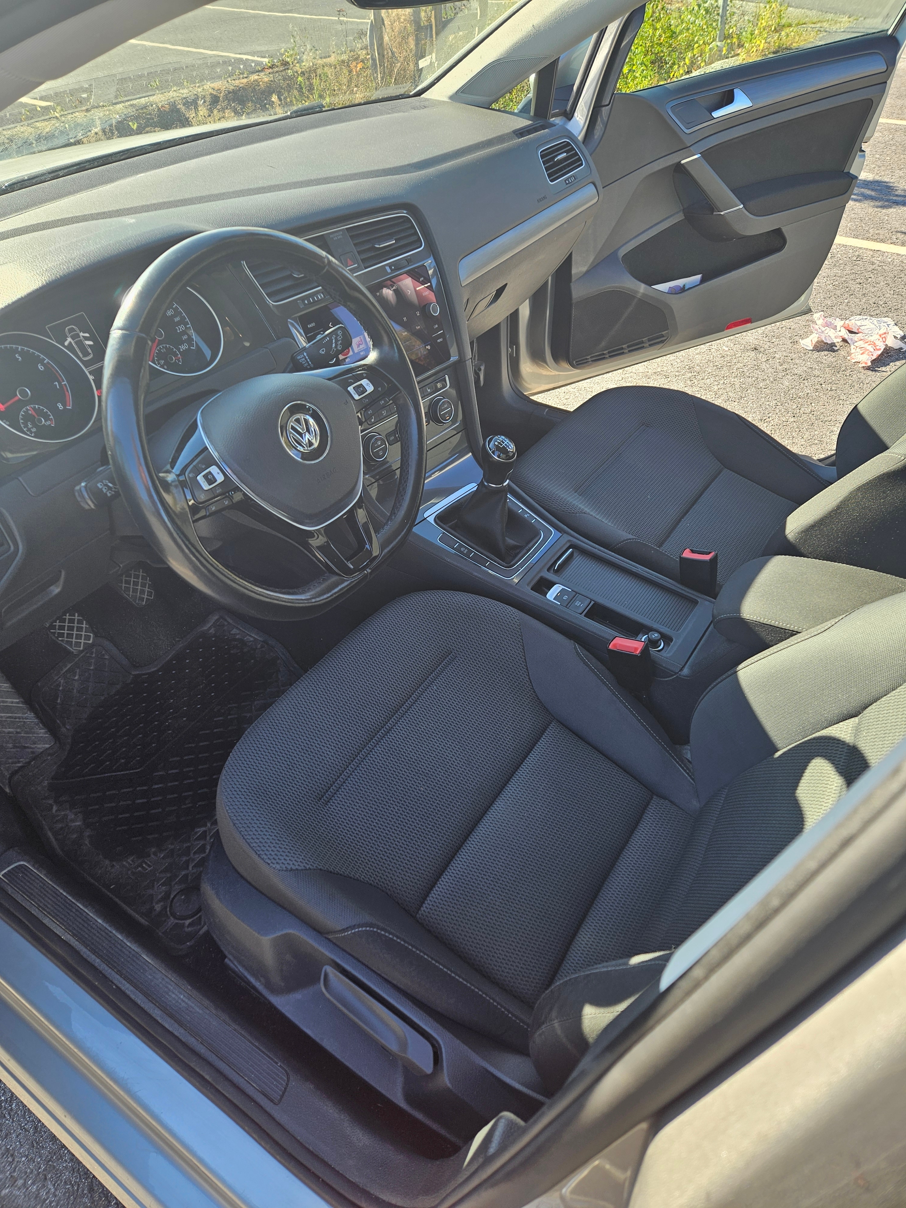 Volkswagen Golf 2017, bild 7/8