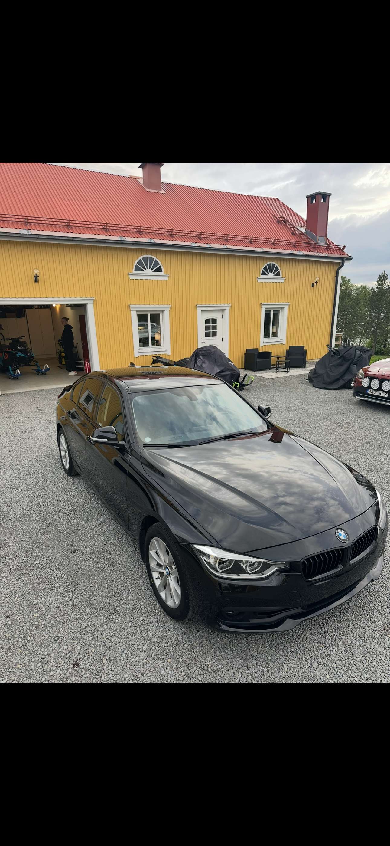 BMW 330 i xDrive Sedan Steptronic 2017, bild 3/10