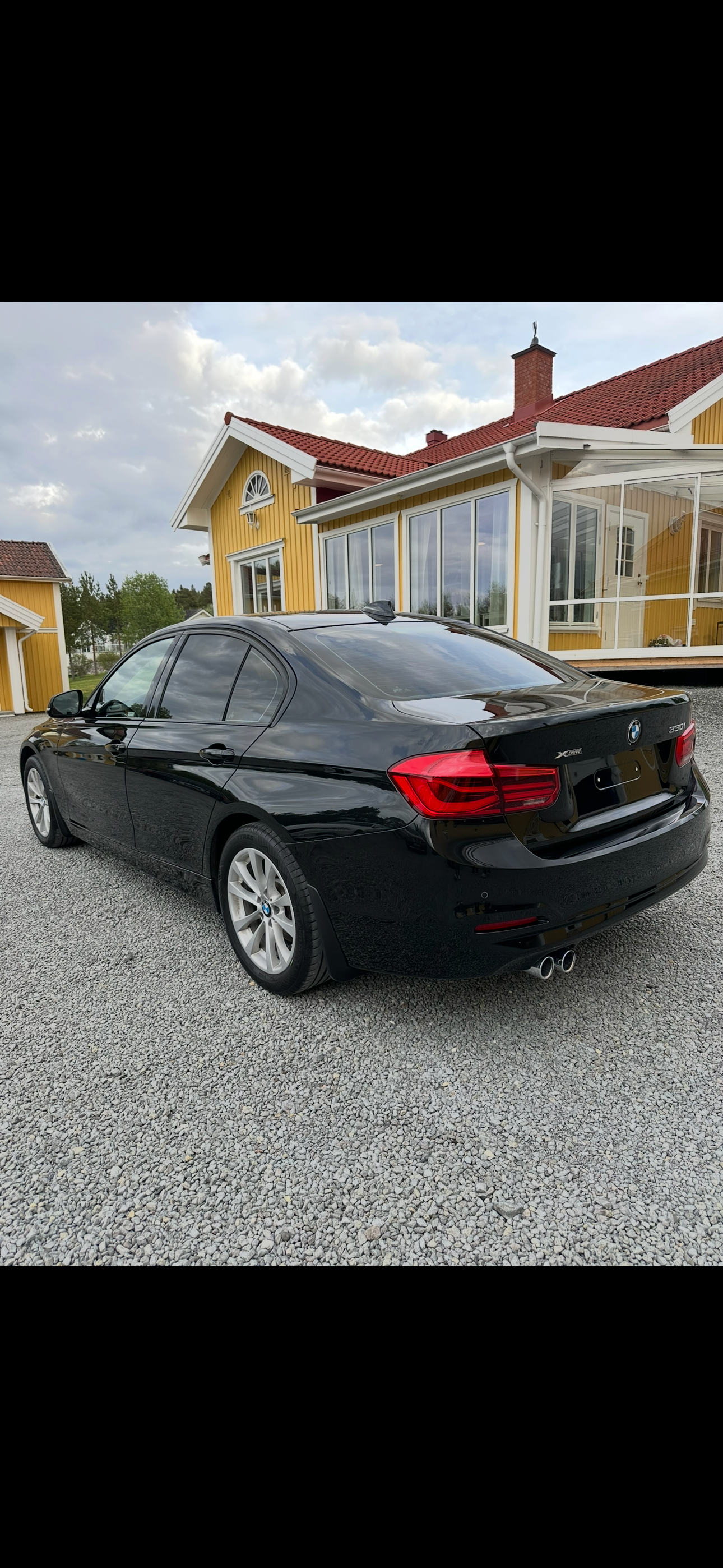 BMW 330 i xDrive Sedan Steptronic 2017, bild 2/10