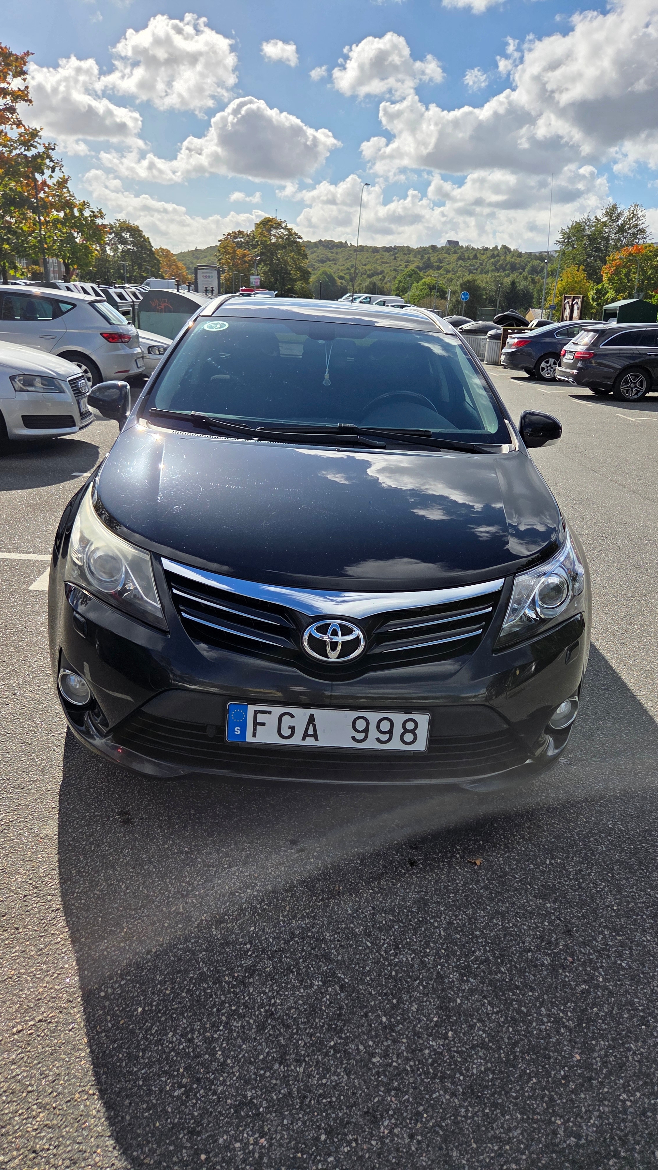 Toyota Avensis Kombi 2.0 D-4D Manuell 2012, bild 3/10