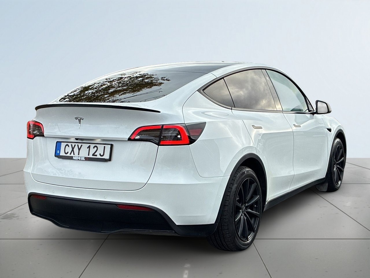 Tesla Model Y Long Range AWD 2021, bild 6/25