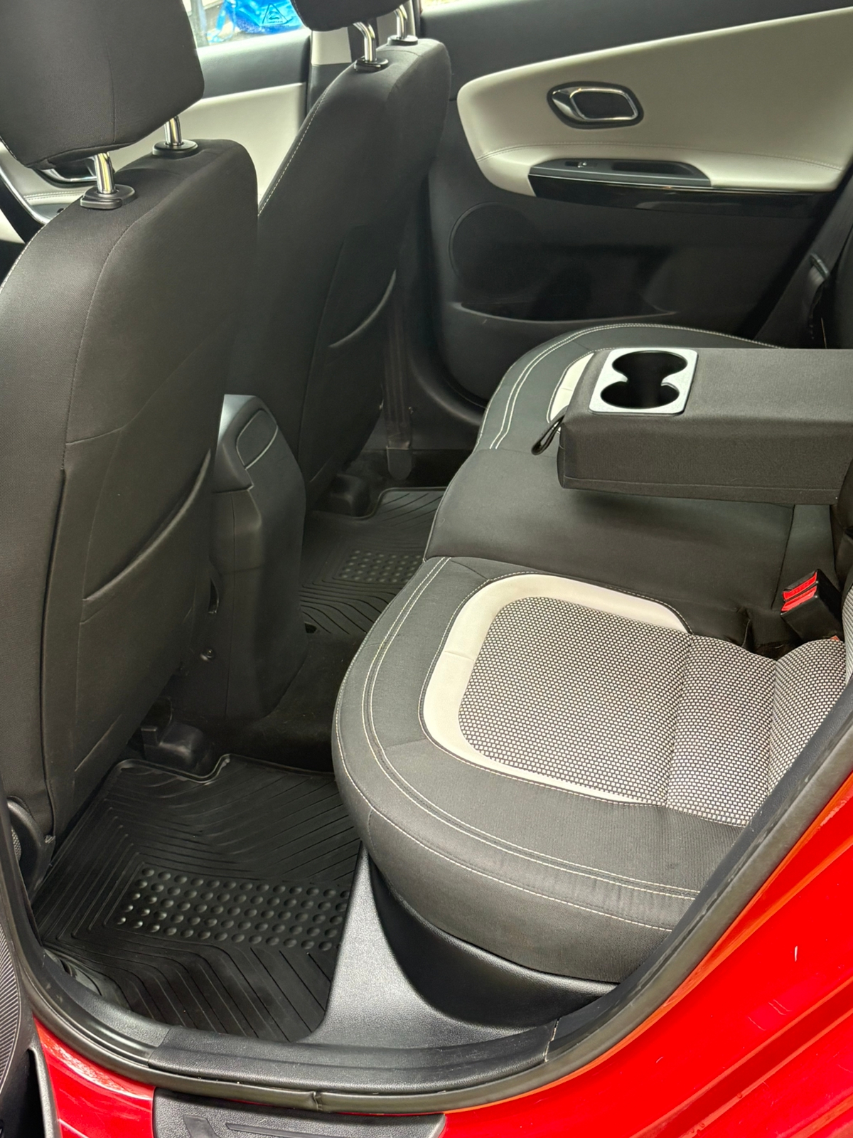 Kia Ceed 1.6 CRDi Manuell 2016, bild 5/7