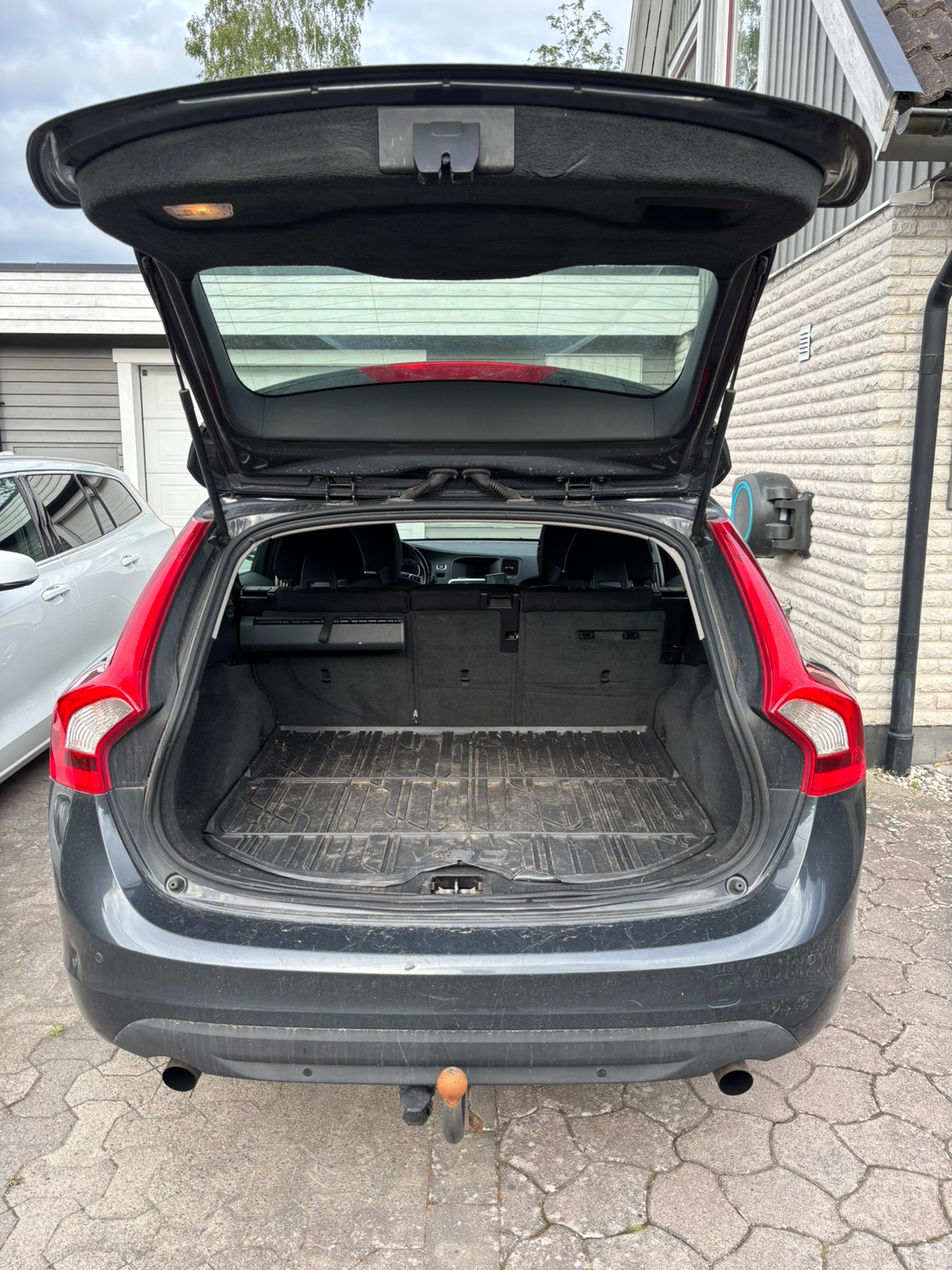 Volvo V60 T3 Manuell 2011, bild 5/9