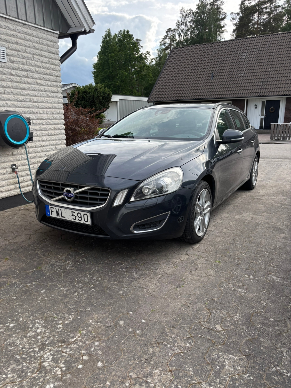 Volvo V60 T3 Manuell 2011, bild 2/9