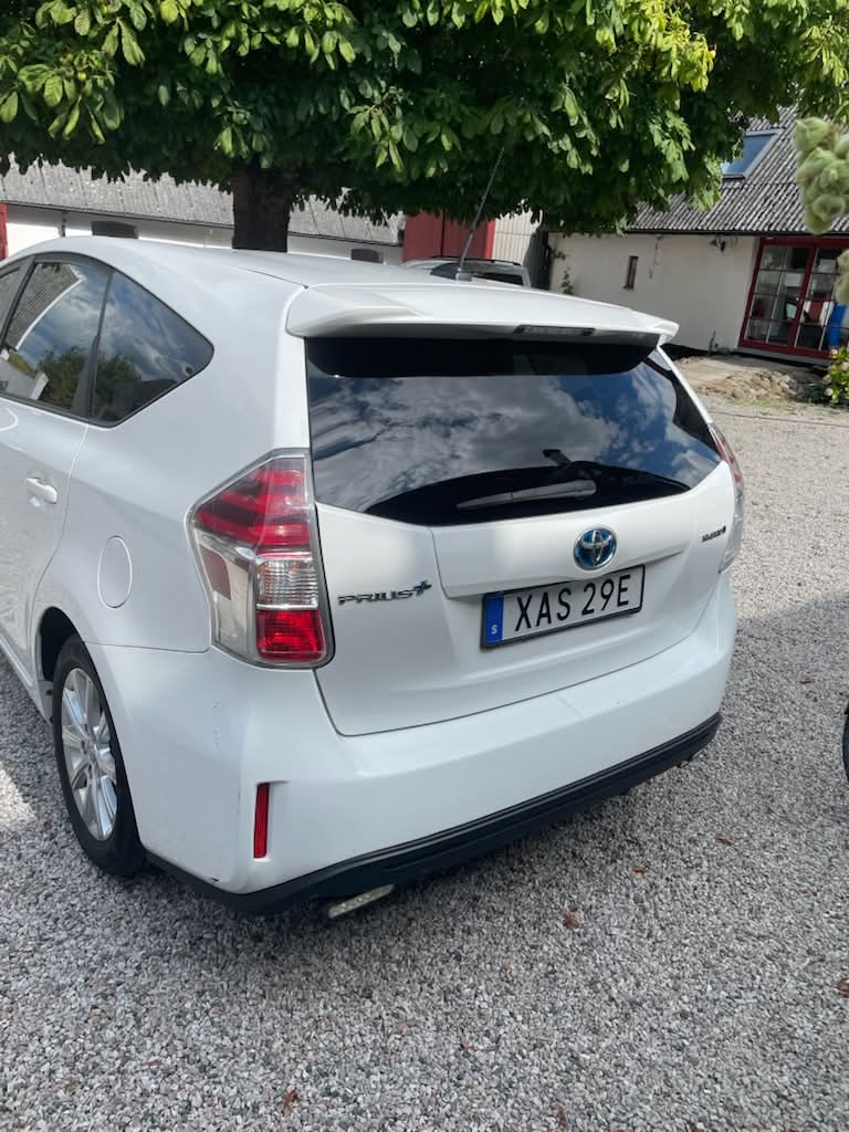 Toyota Prius+ Hybrid CVT Bytes Tesla Y 2019, bild 7/7