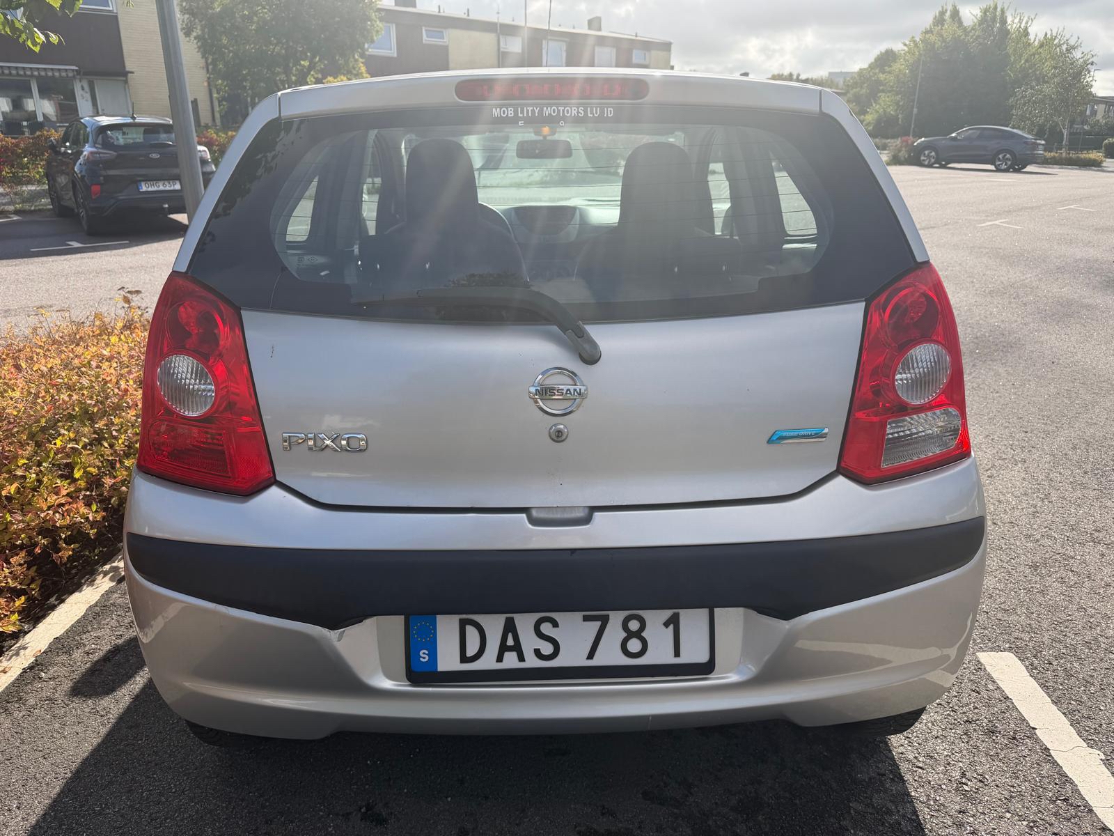 Nissan Pixo 1.0 Manuell 2010, bild 2/5