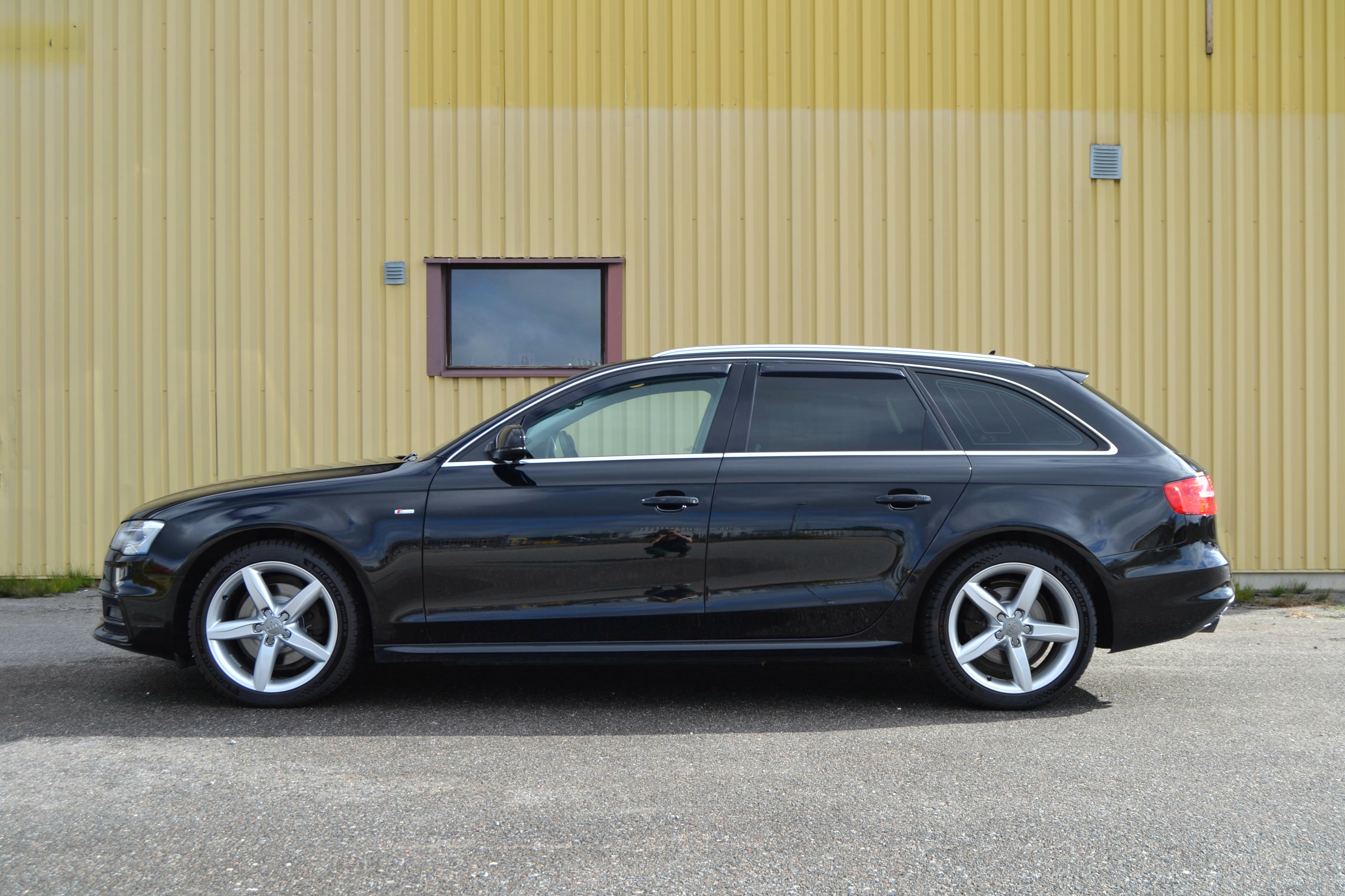 Audi A4 Avant 2.0 TDI quattro Manuell 2015, bild 2/10