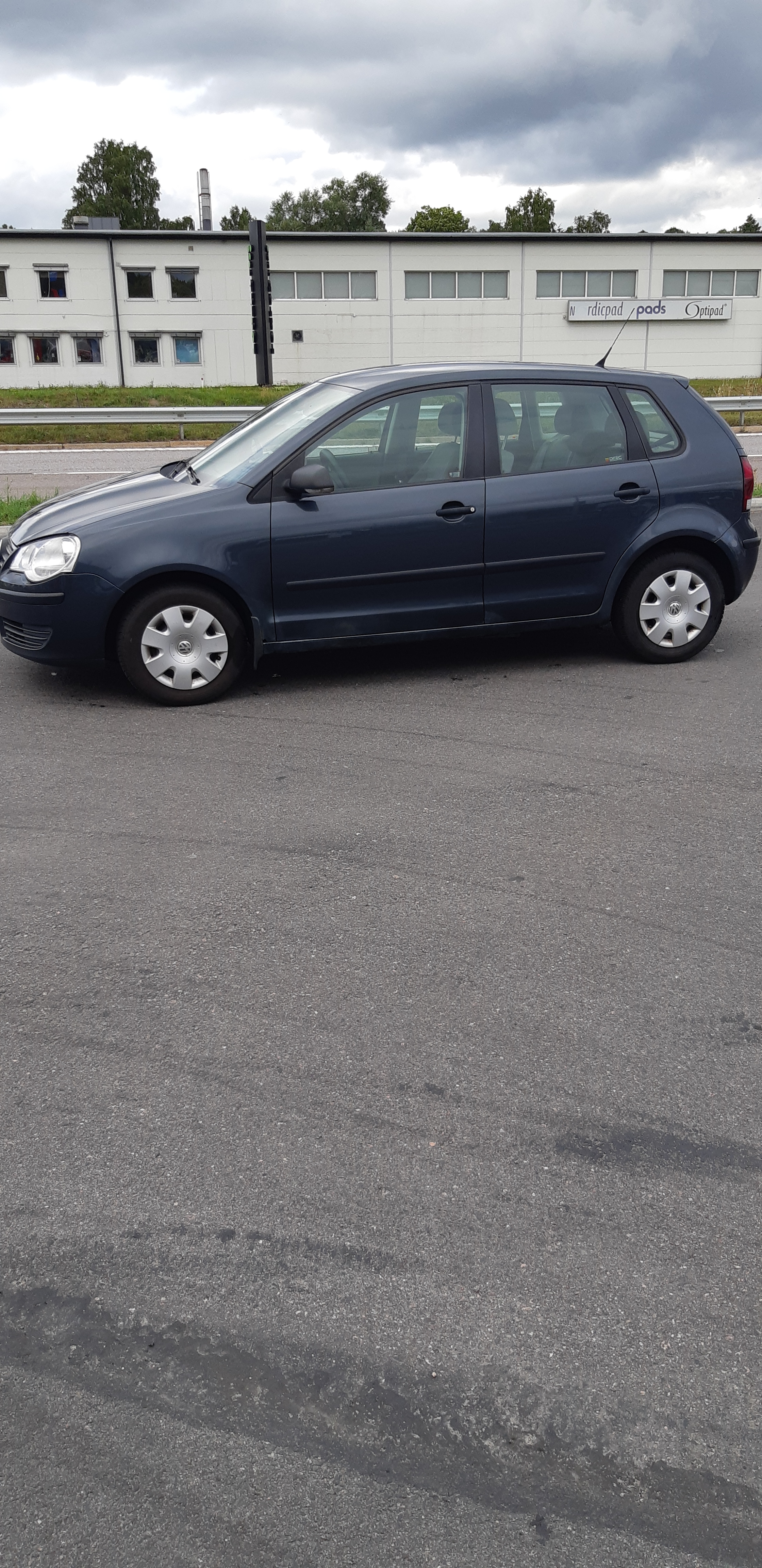 Volkswagen Polo 5-dörrar 1.4 Manuell 2006, bild 3/9