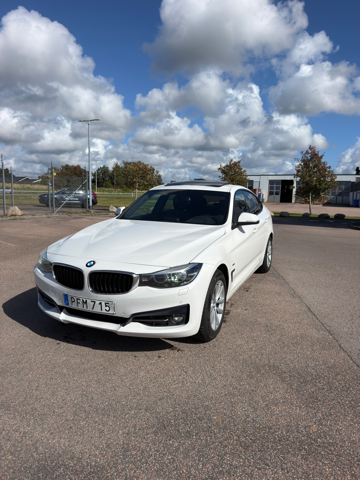 BMW 320