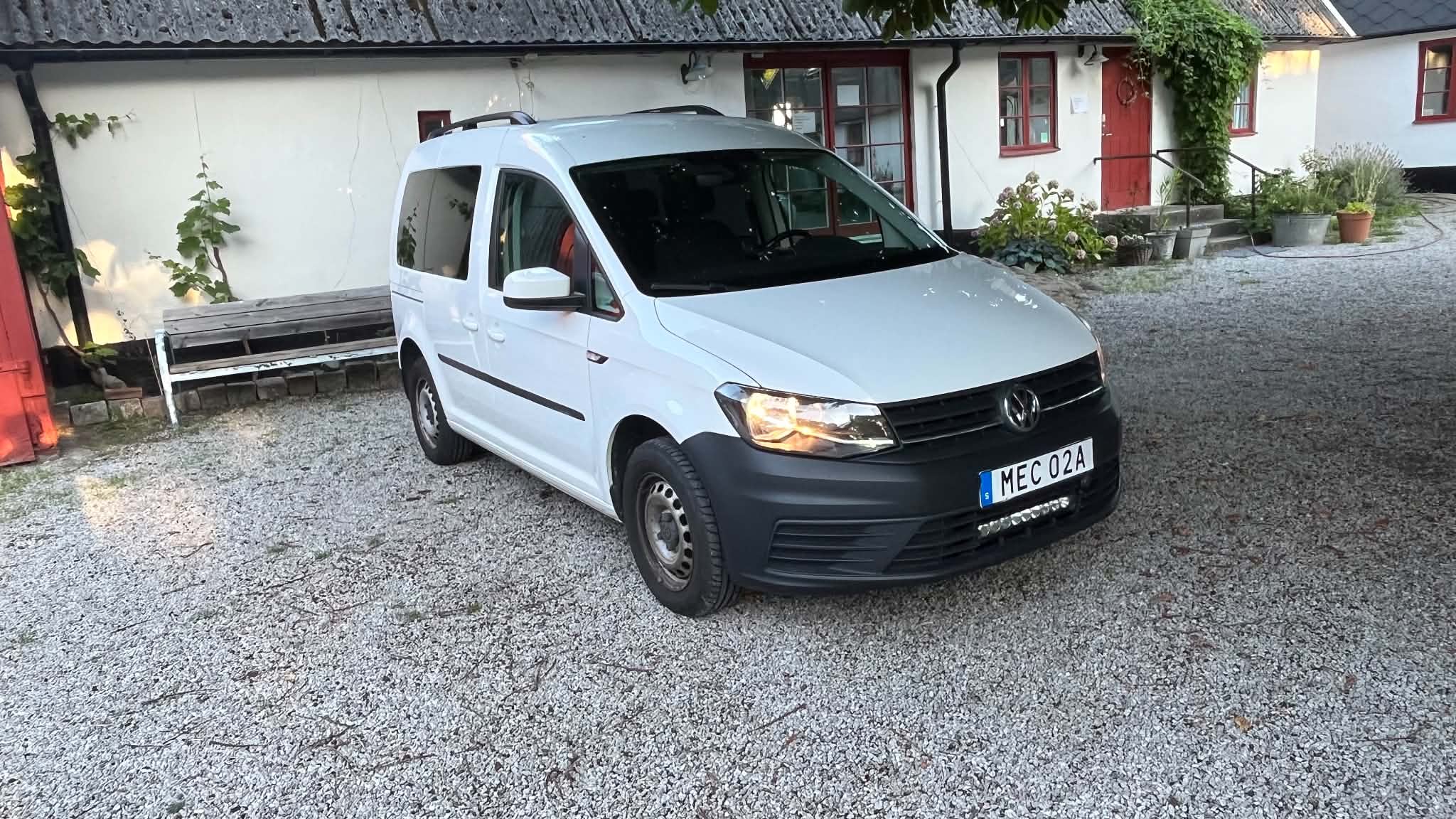 Volkswagen Caddy 2020, photo 5/9