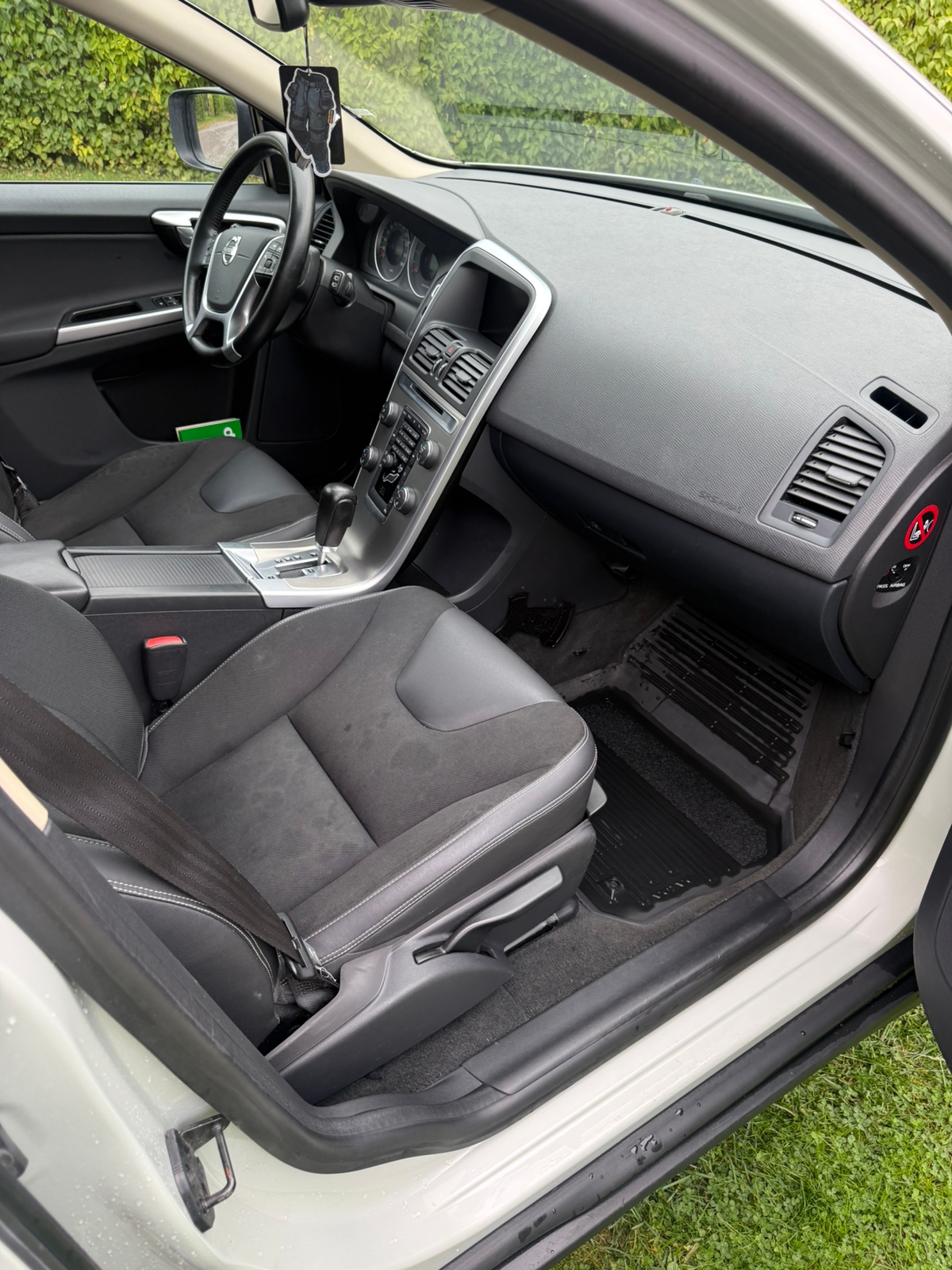 Volvo XC60 D3 AWD Geartronic 2012, bild 7/7