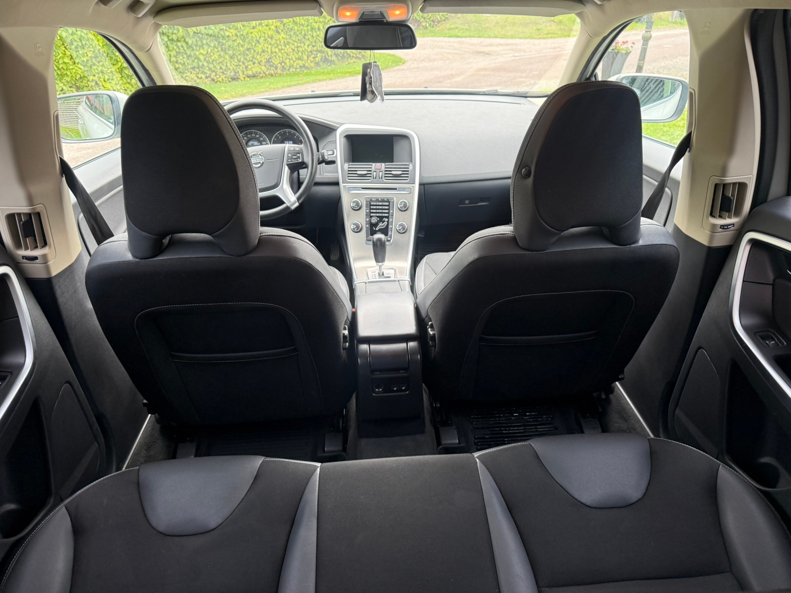 Volvo XC60 D3 AWD Geartronic 2012, bild 5/7