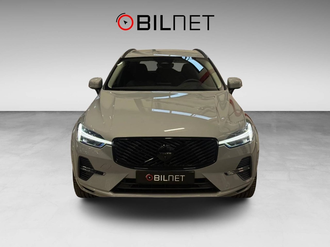 Volvo XC60 Recharge T6 AWD 2026, photo 7/10