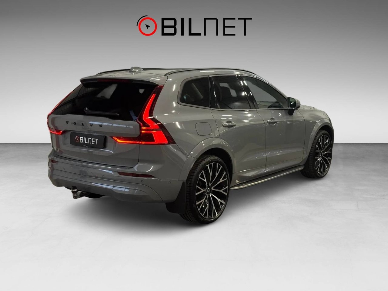 Volvo XC60 Recharge T6 AWD 2026, photo 6/10