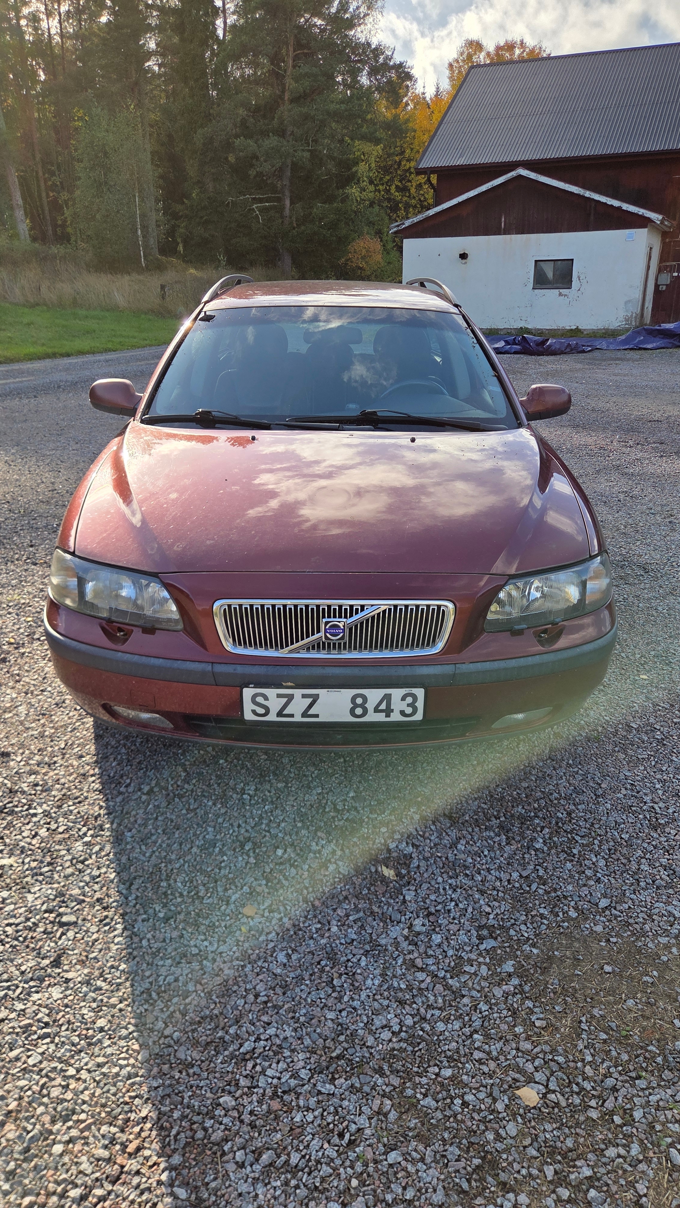 Volvo V70 2.4T Manuell 2002, bild 2/5