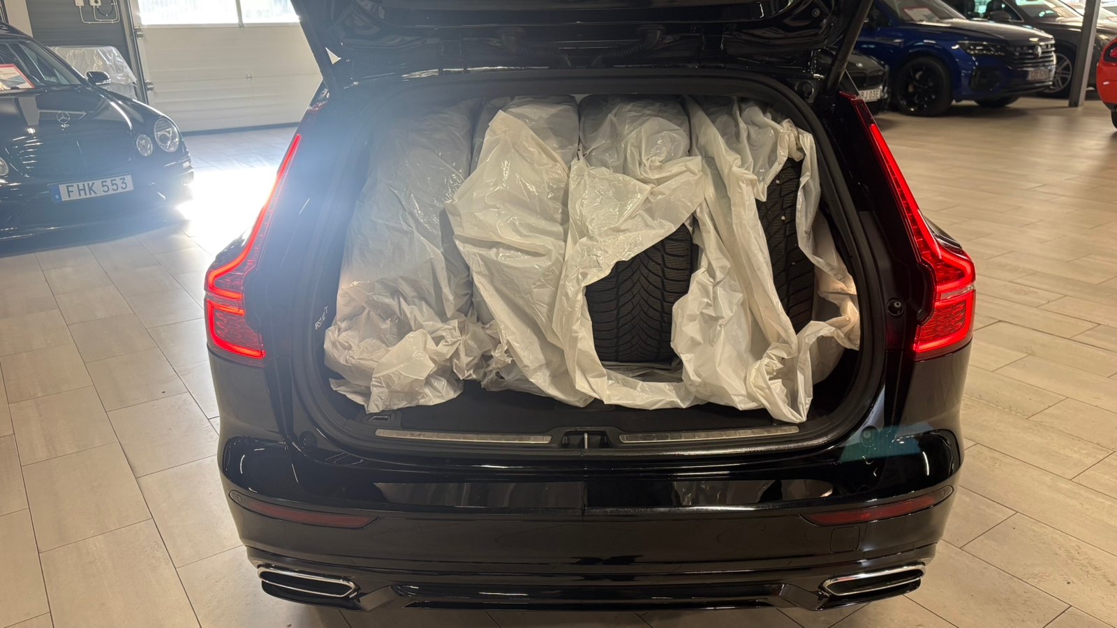 Volvo V60 T8 Twin Engine AWD Geartronic 2020, bild 5/7