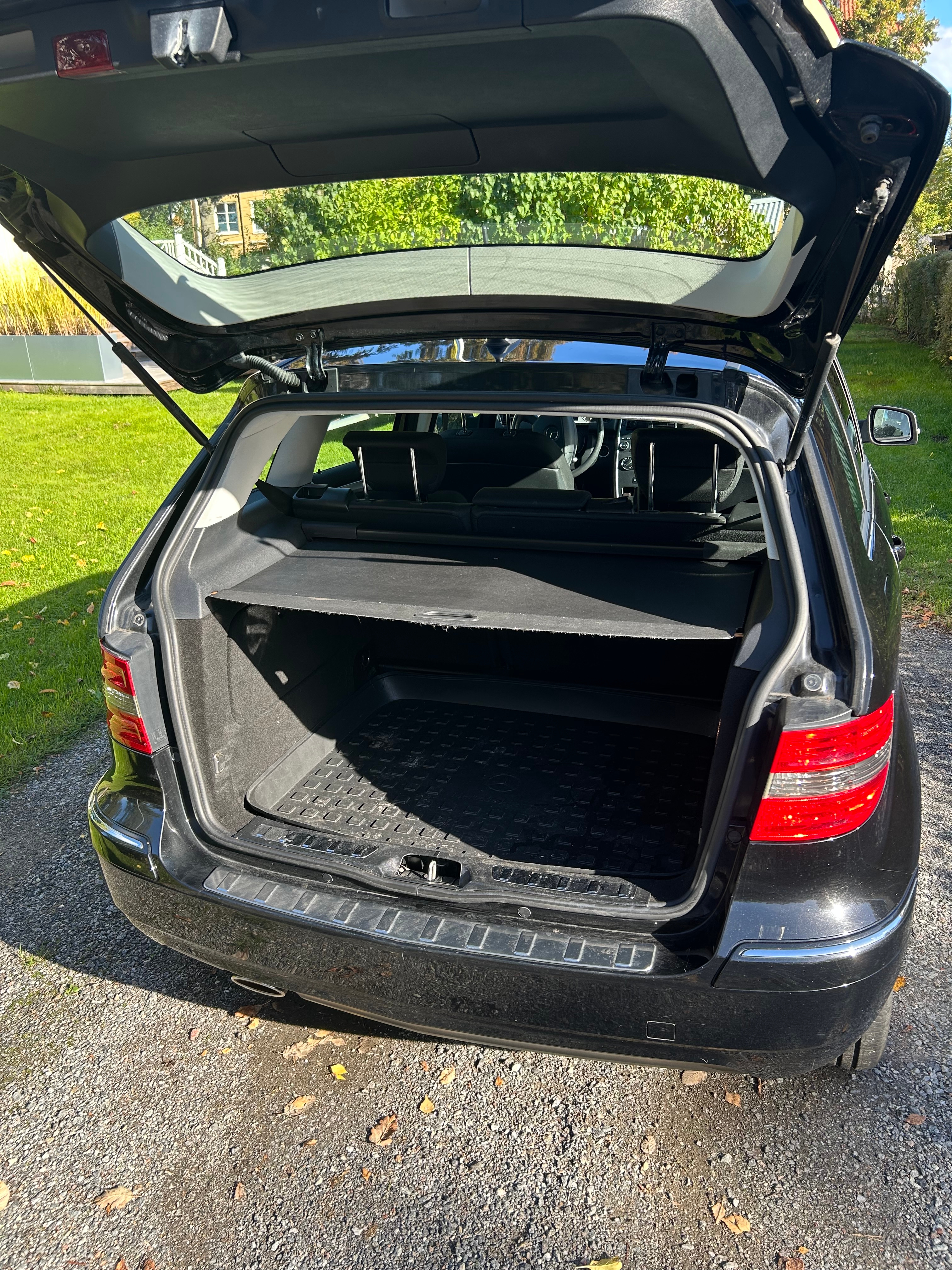 Mercedes-Benz B 180 Manuell 2010, bild 3/7