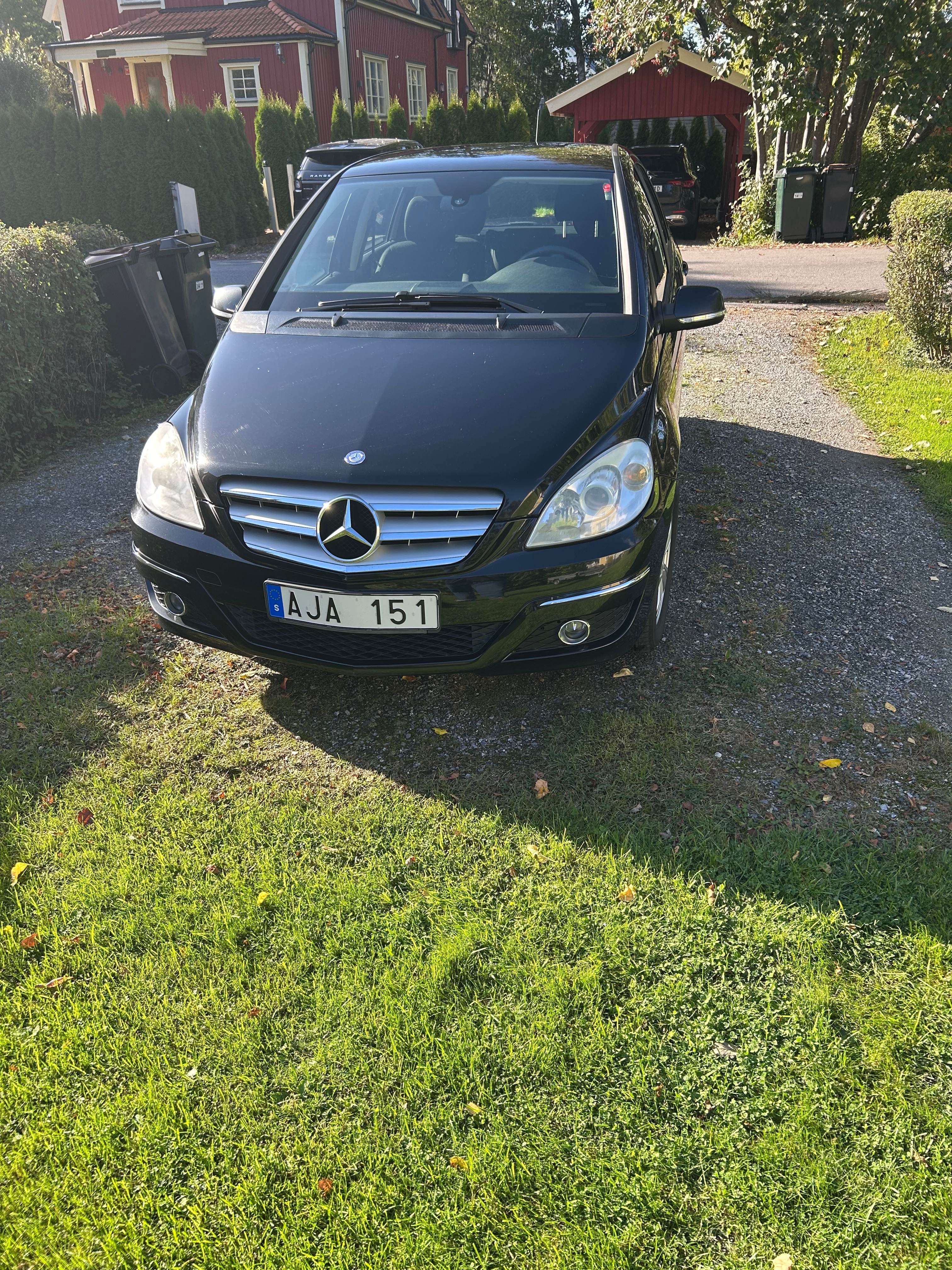 Mercedes-Benz B 180 Manuell 2010, bild 2/7