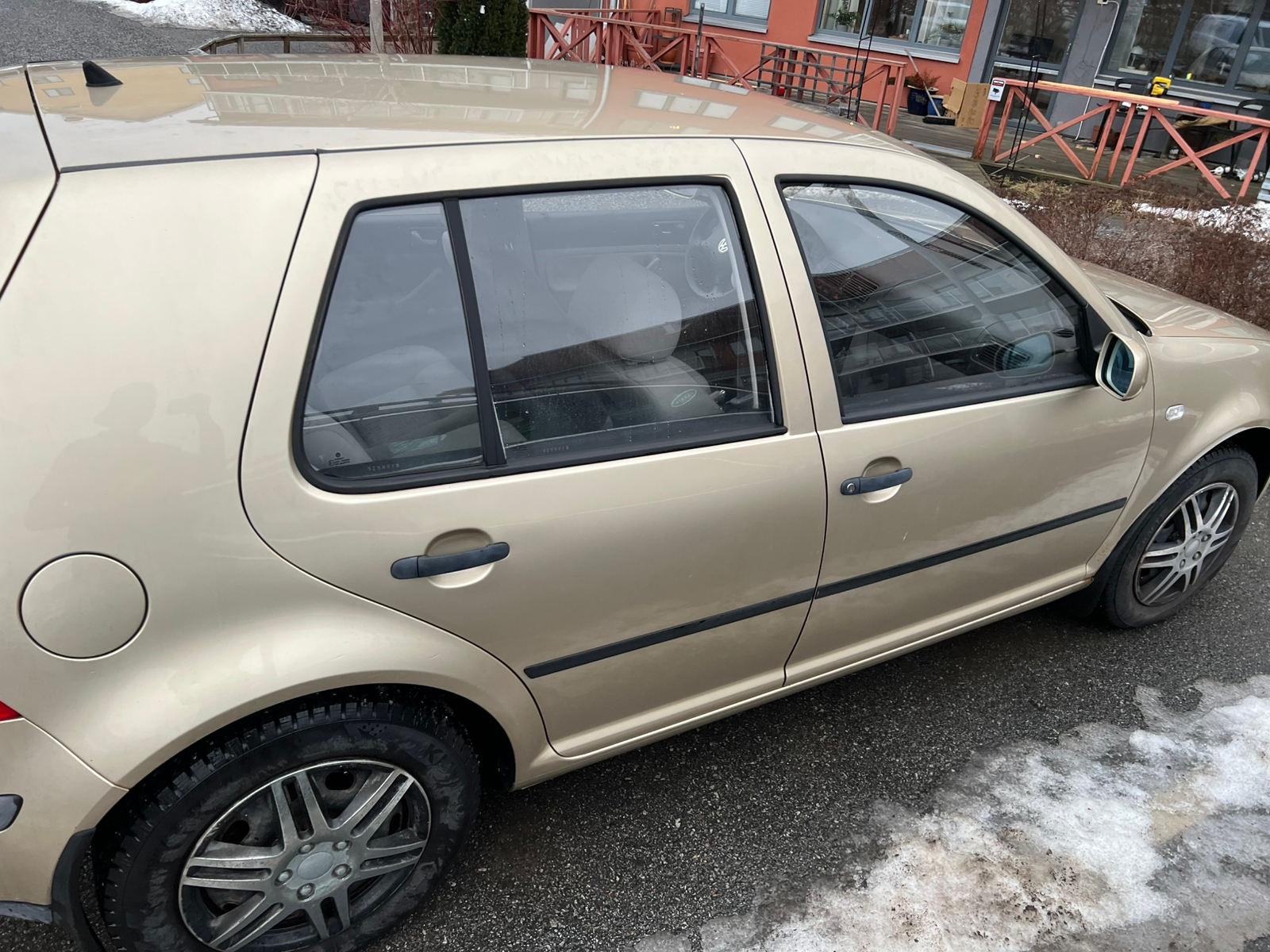 Volkswagen Golf IV 5-dörrar 1.6 Manuell 2002, kuva 3/9