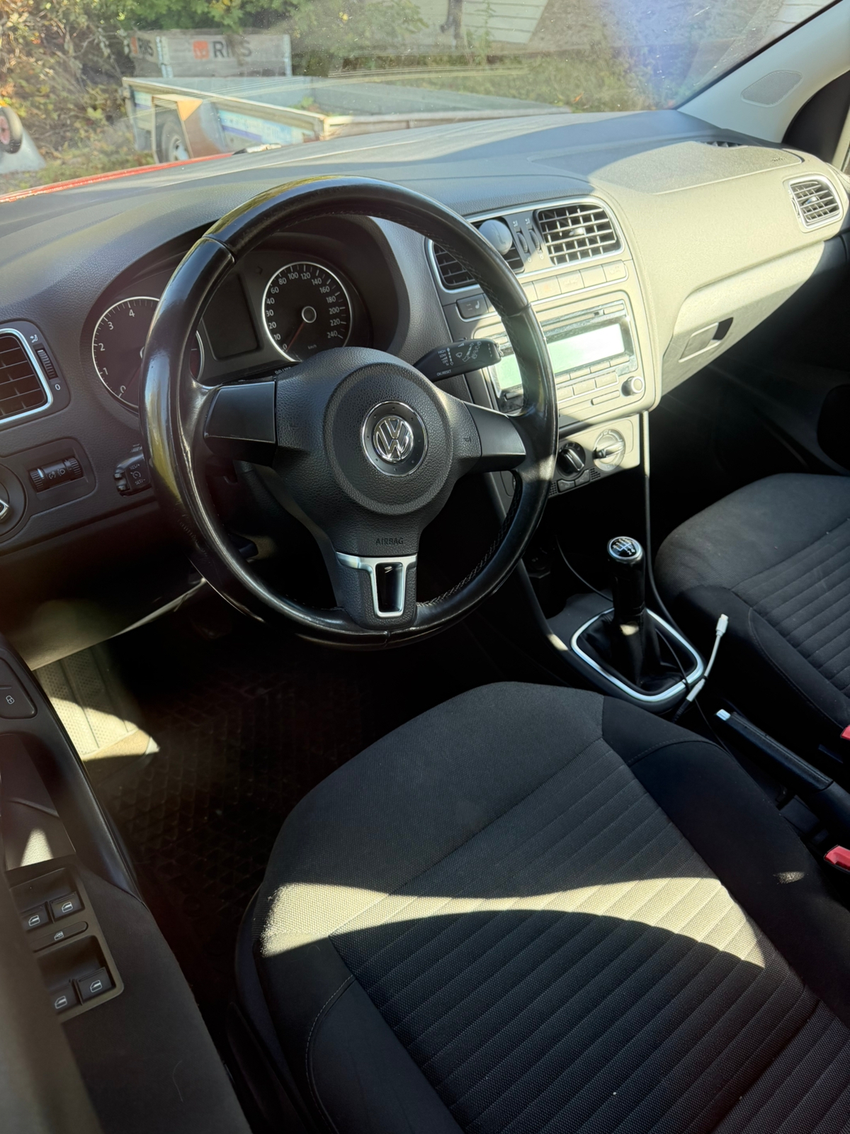 Volkswagen Polo 5-dörrar 1.4 MPI Manuell 2010, bild 5/5