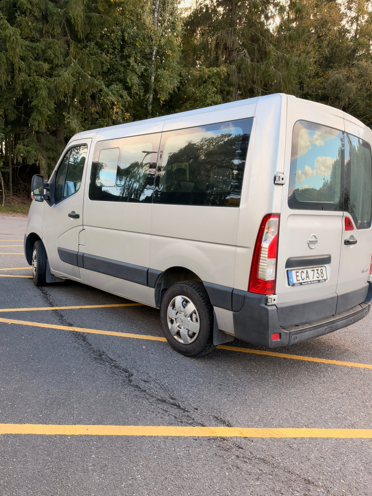 Nissan NV400