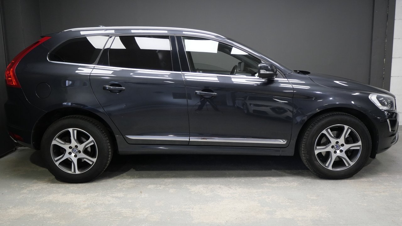 Volvo XC60 D4 AWD 2015, bild 2/10